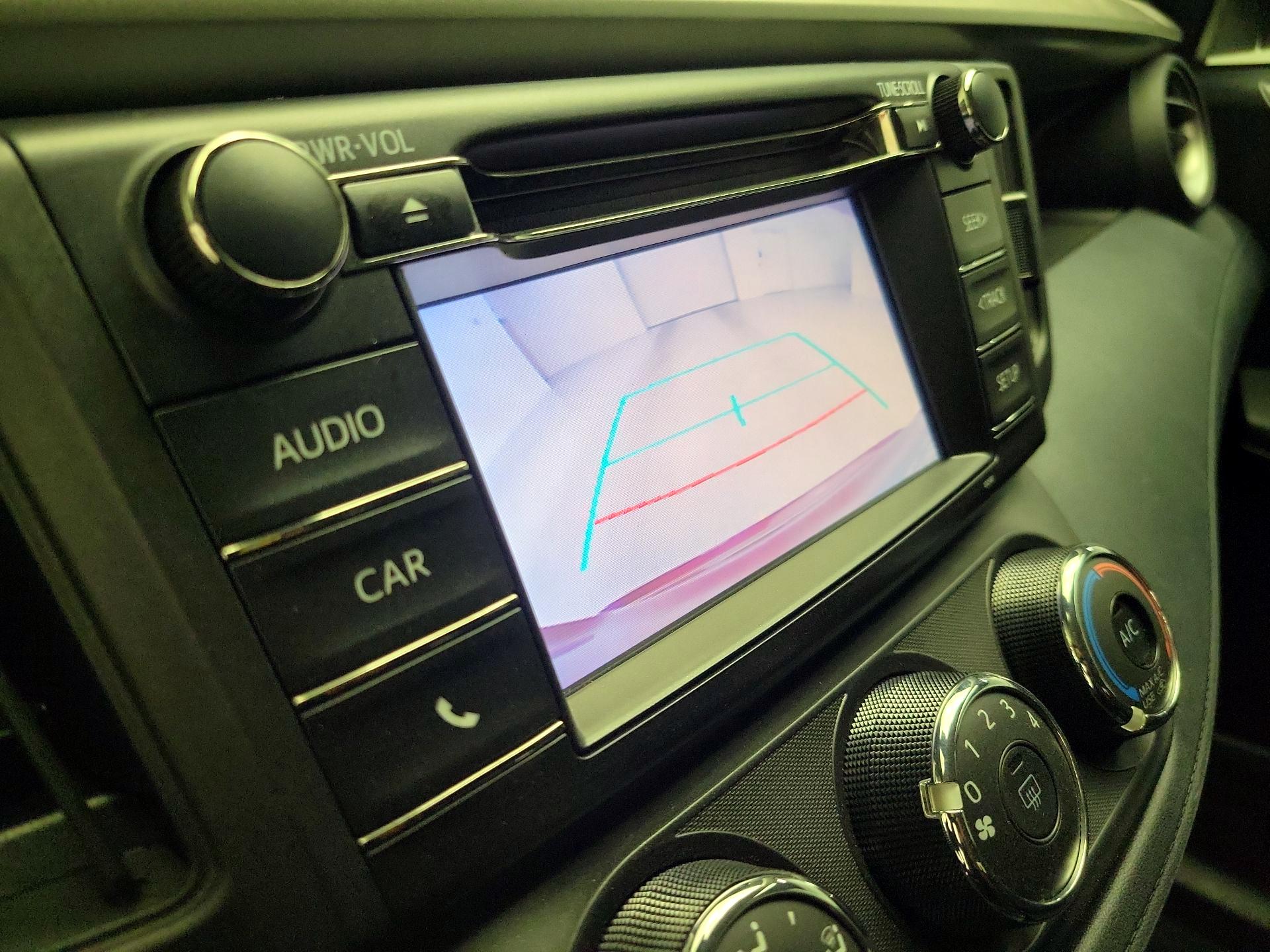 Thumbnail: 2018 Toyota RAV4 - 14