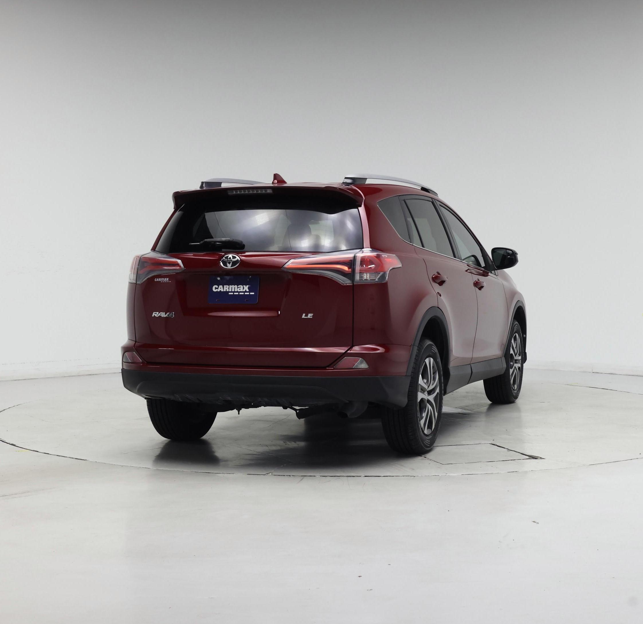 Thumbnail: 2018 Toyota RAV4 - 8