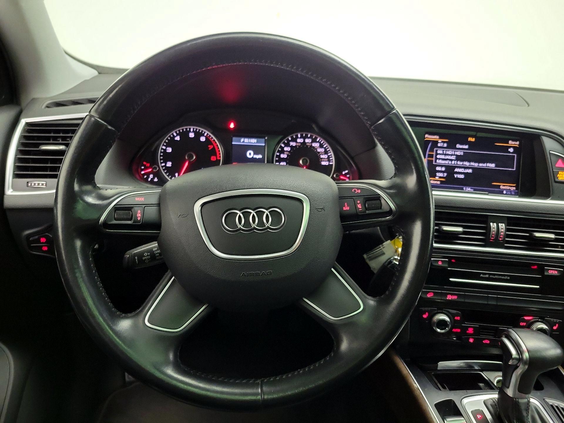 Thumbnail: 2016 Audi Q5 - 10