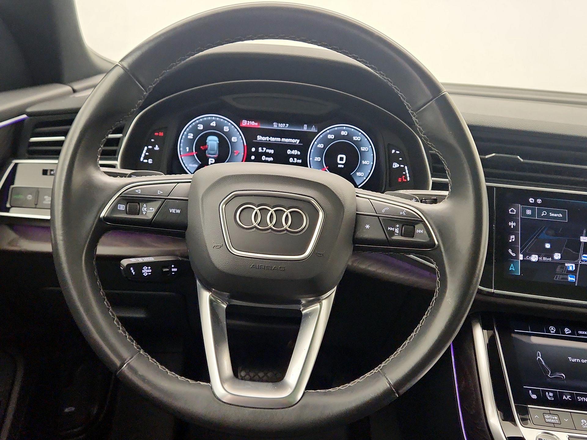 Thumbnail: 2021 Audi Q8 - 10