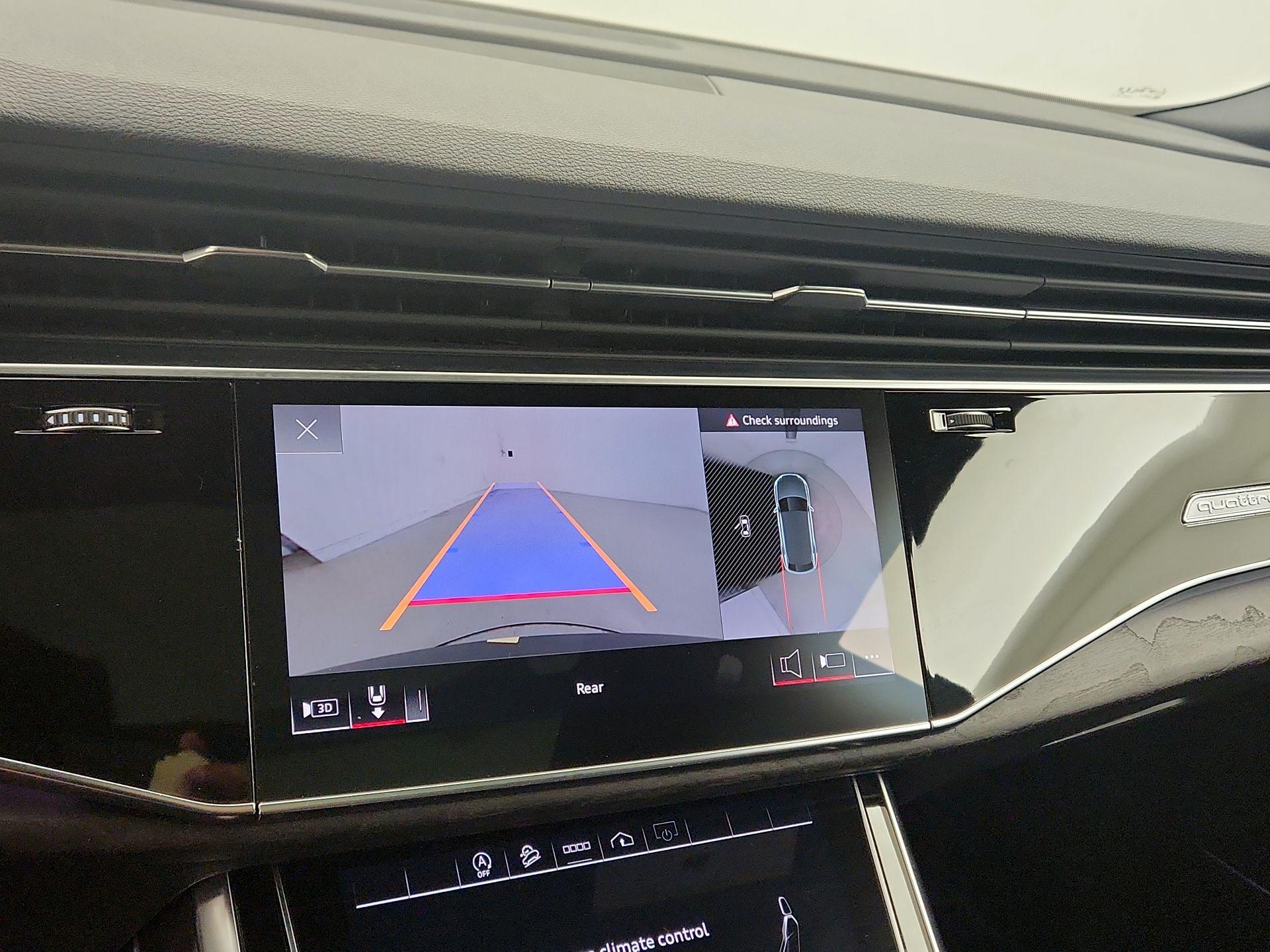 Thumbnail: 2021 Audi Q8 - 15