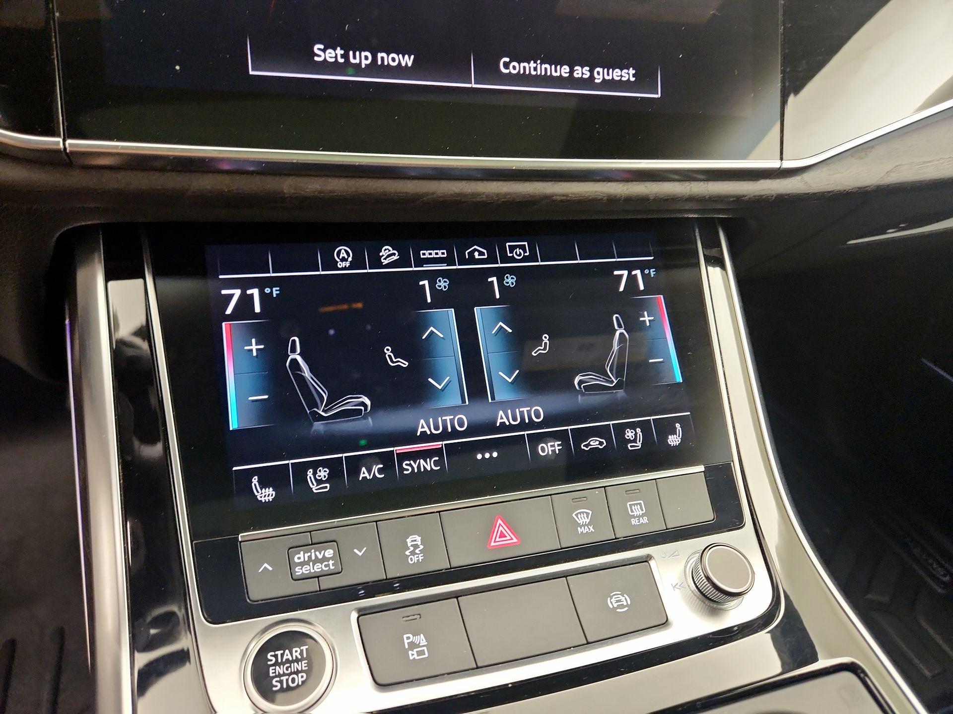 Thumbnail: 2021 Audi Q8 - 17