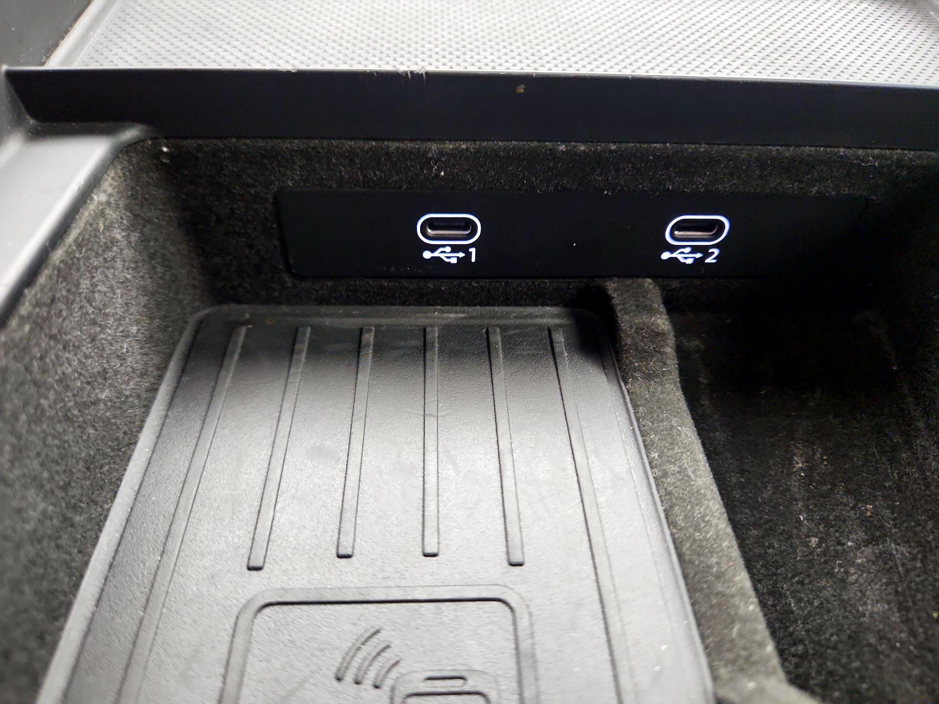 Thumbnail: 2021 Audi Q8 - 19