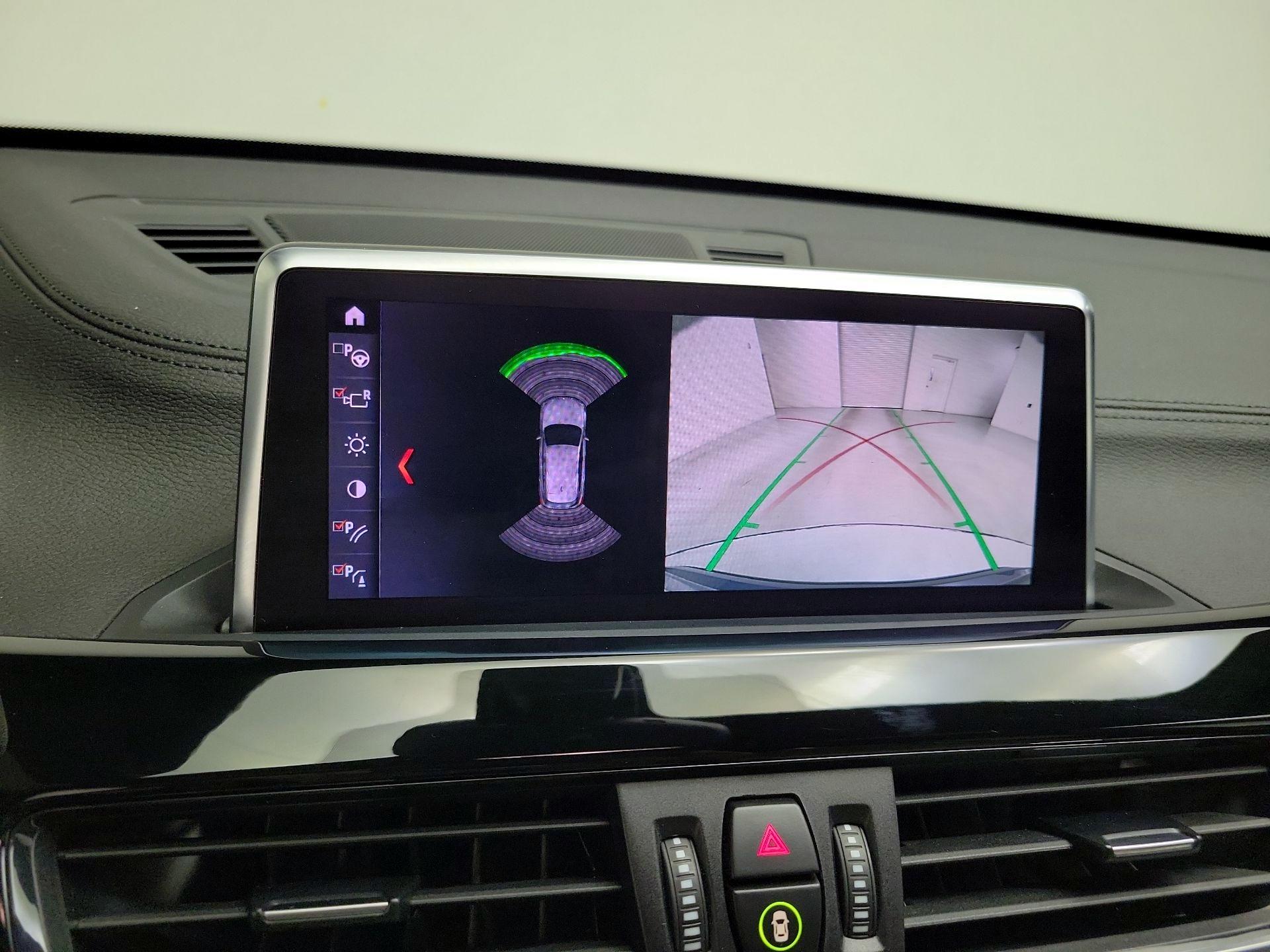 Thumbnail: 2022 BMW X1 - 15