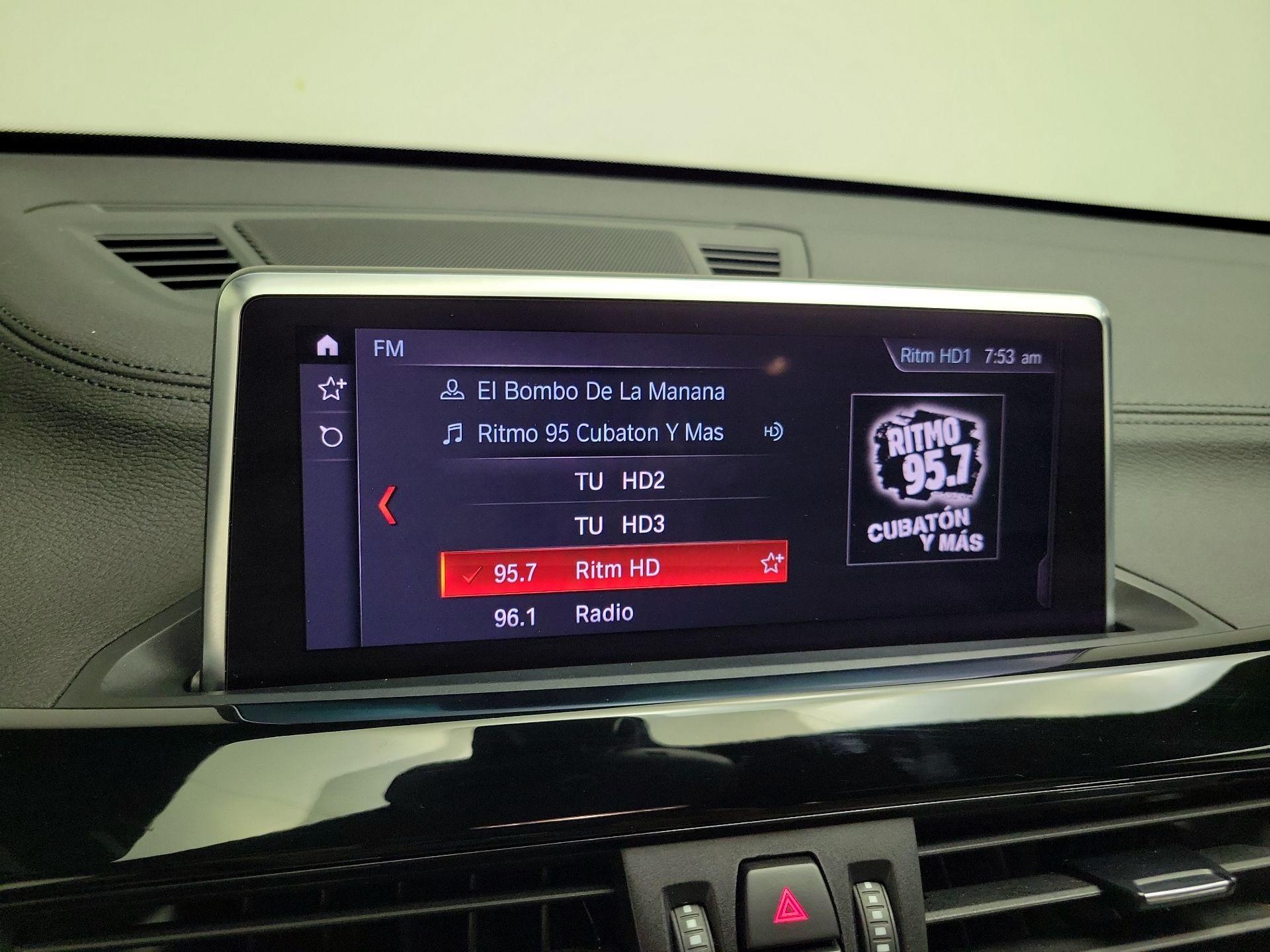 Thumbnail: 2022 BMW X1 - 16