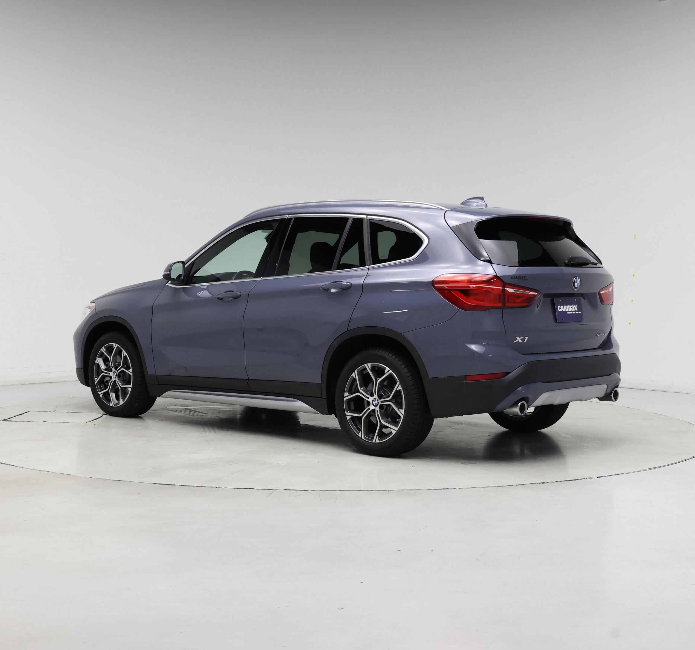 Thumbnail: 2022 BMW X1 - 2