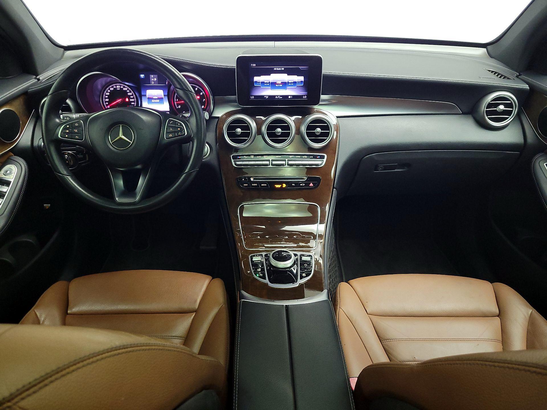 Thumbnail: 2018 Mercedes-Benz GLC - 9