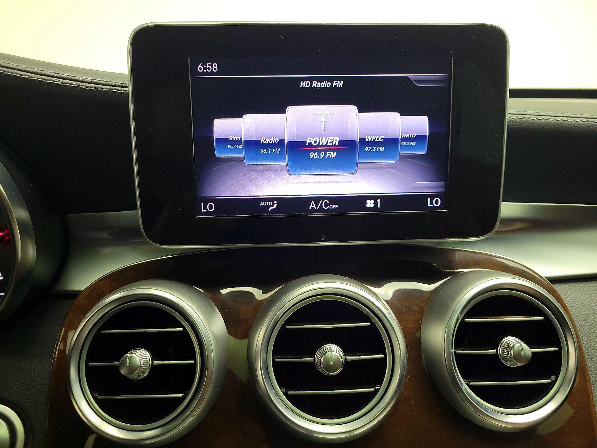 Thumbnail: 2018 Mercedes-Benz GLC - 15