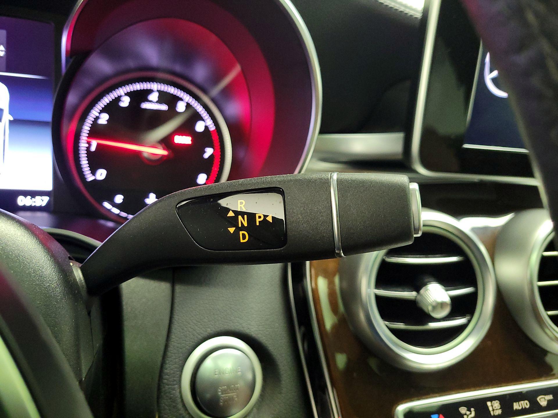 Thumbnail: 2018 Mercedes-Benz GLC - 17