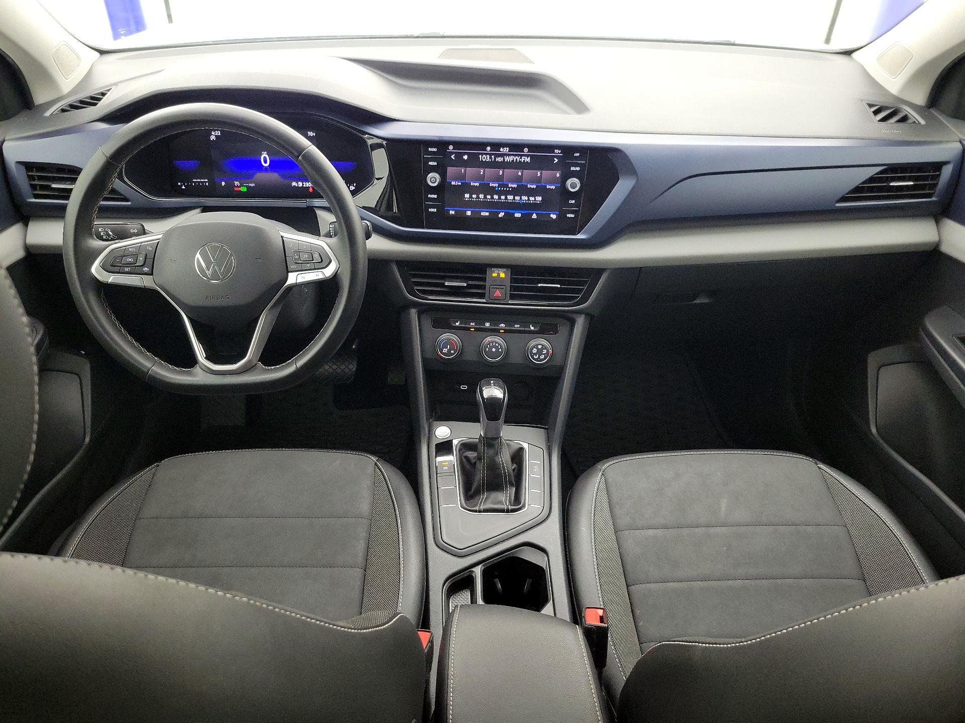 Thumbnail: 2022 Volkswagen Taos - 9