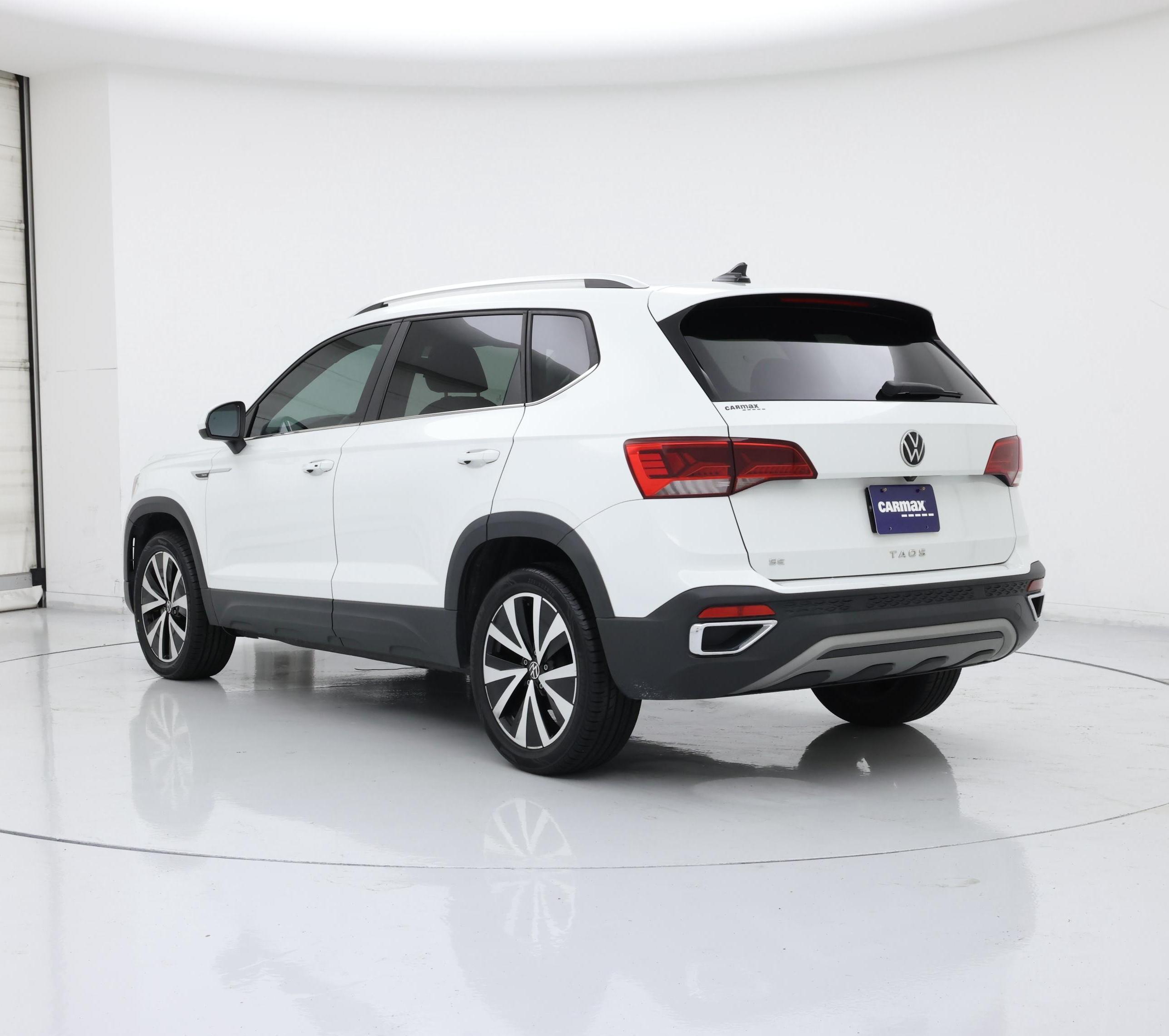 Thumbnail: 2022 Volkswagen Taos - 2