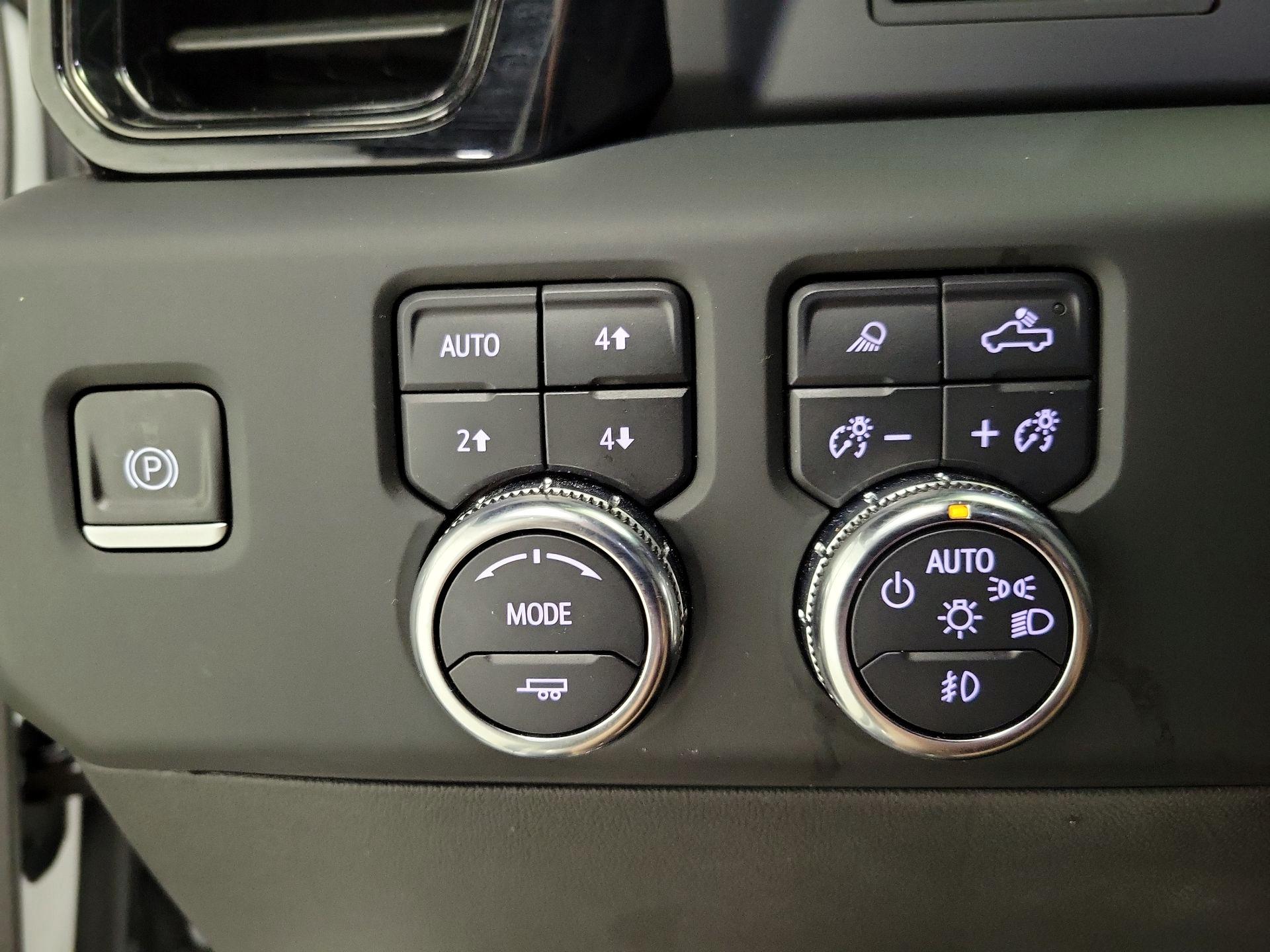 Thumbnail: 2023 GMC Sierra 1500 - 13