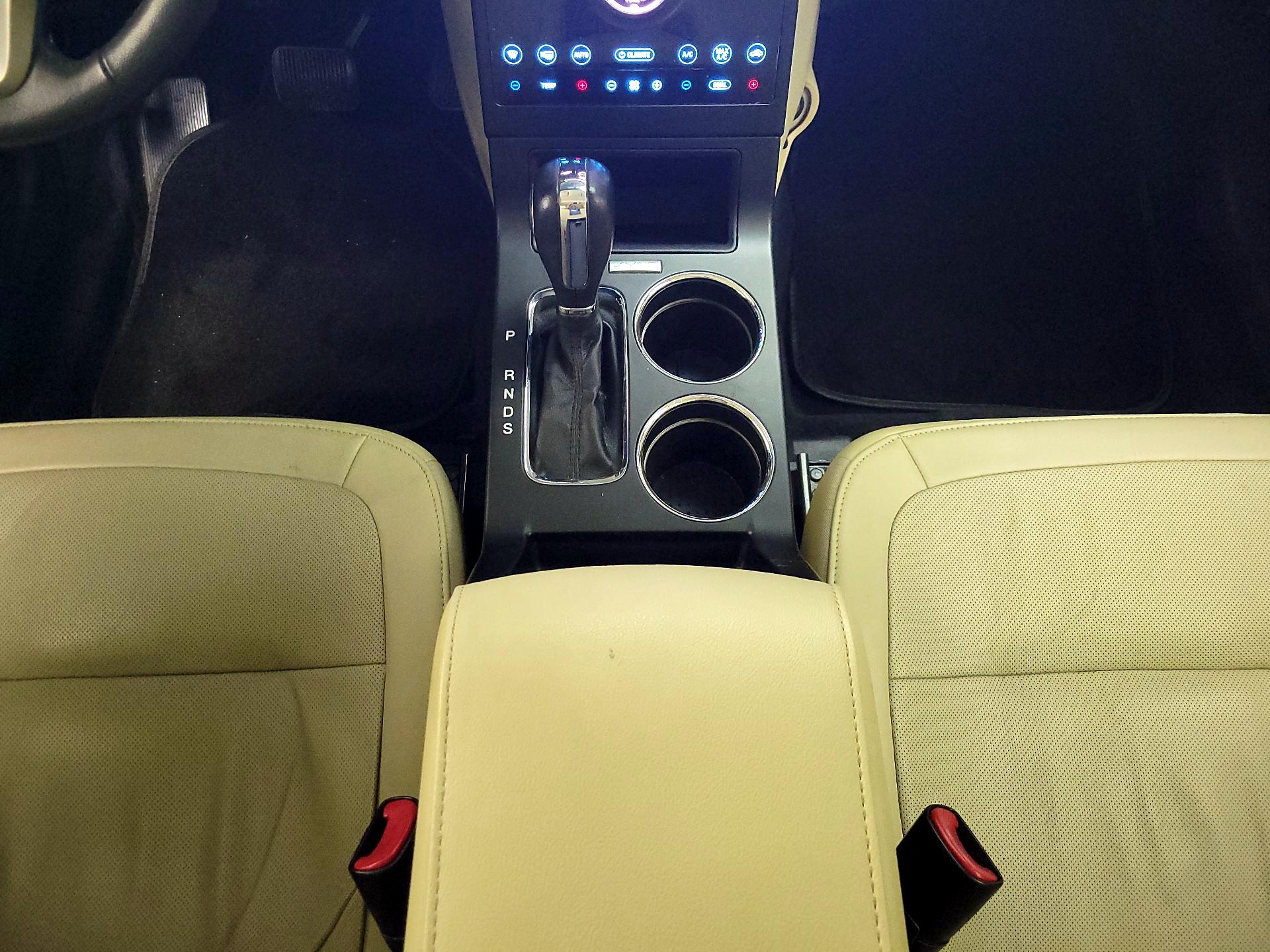 Thumbnail: 2018 Ford Flex - 18