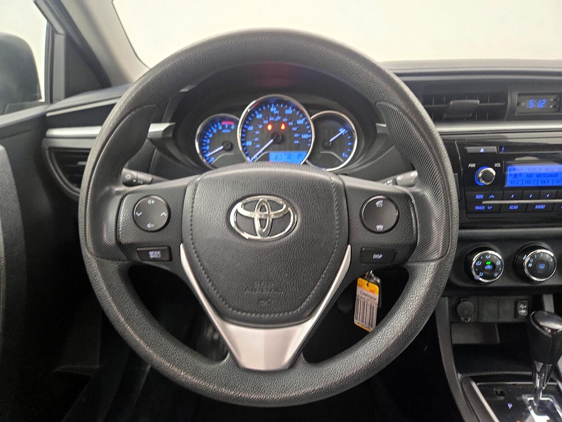 Thumbnail: 2015 Toyota Corolla - 10