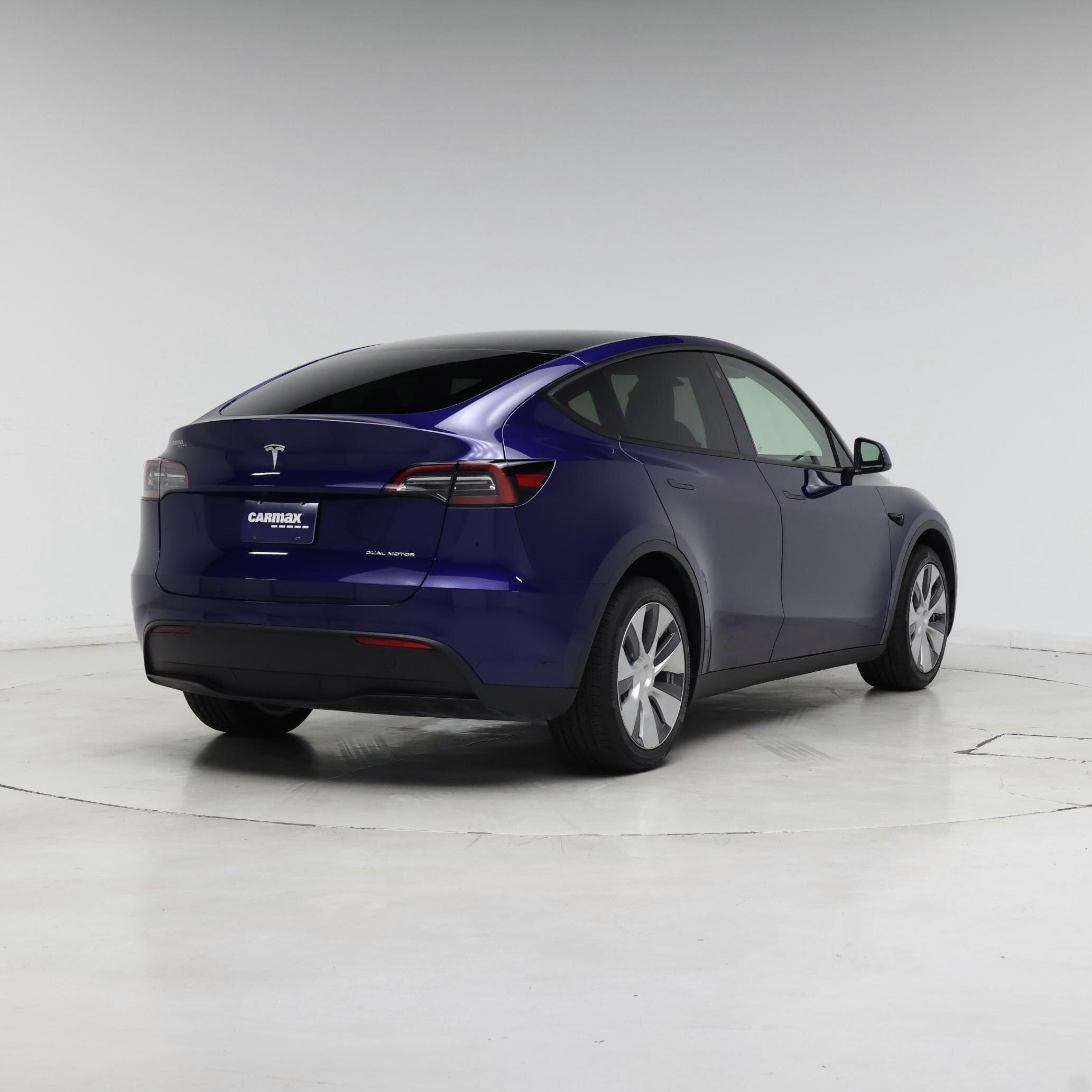 Thumbnail: 2022 Tesla Model Y - 8