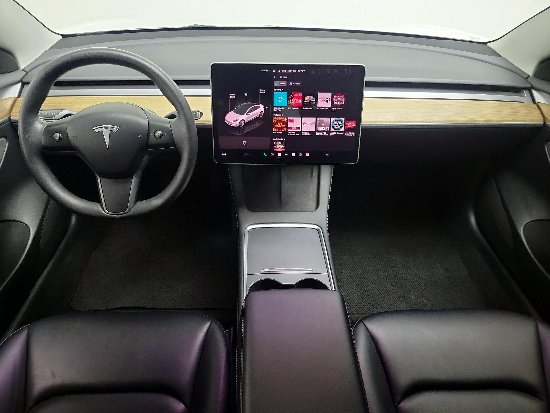 Thumbnail: 2023 Tesla Model 3 - 9