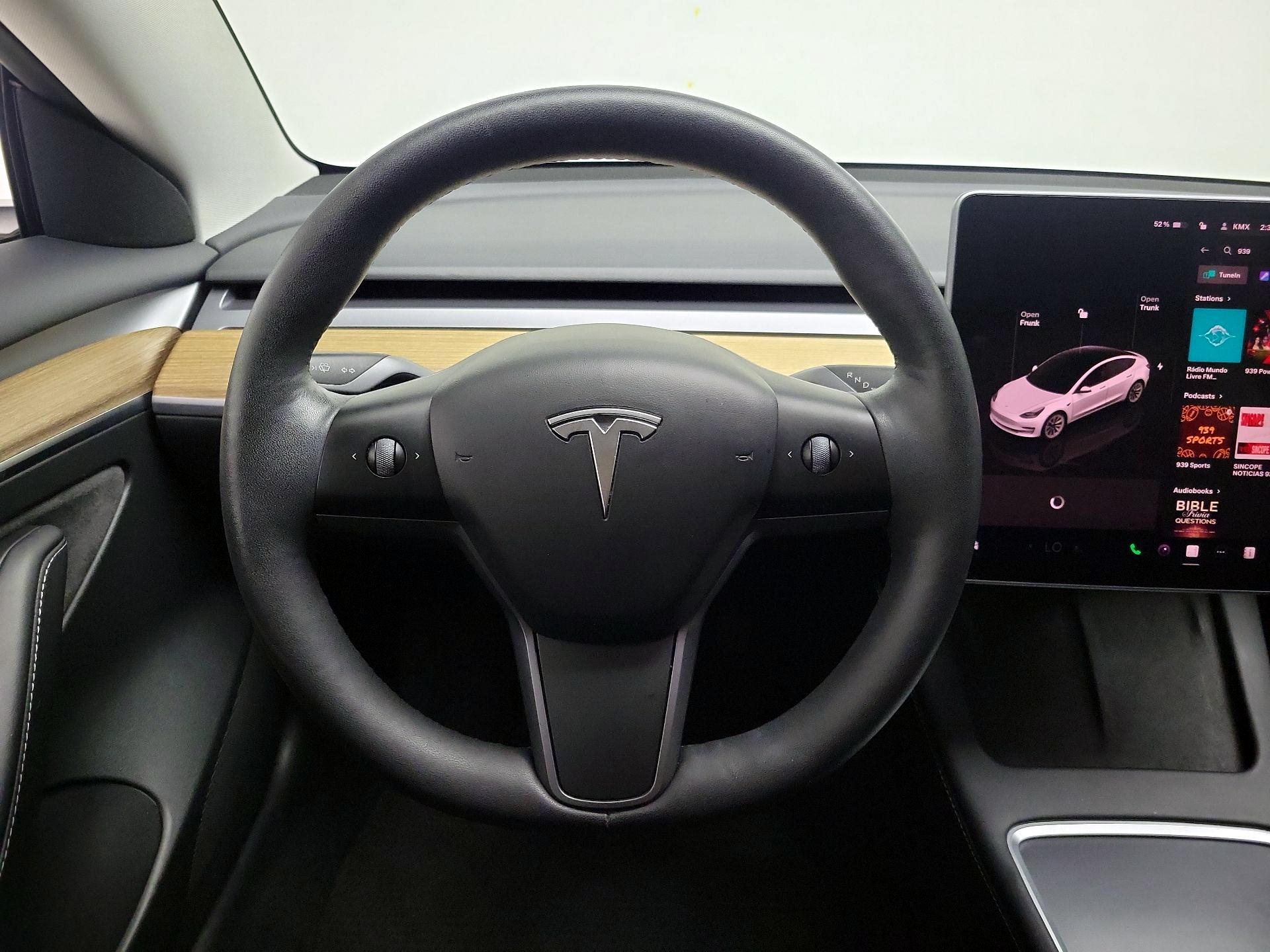 Thumbnail: 2023 Tesla Model 3 - 10