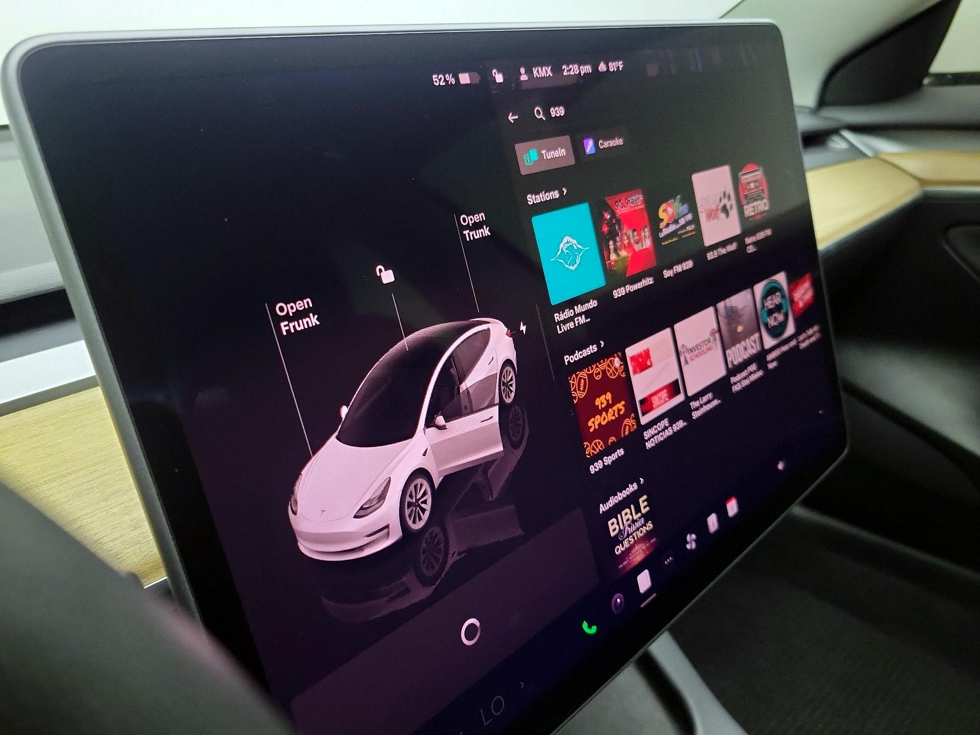 Thumbnail: 2023 Tesla Model 3 - 15