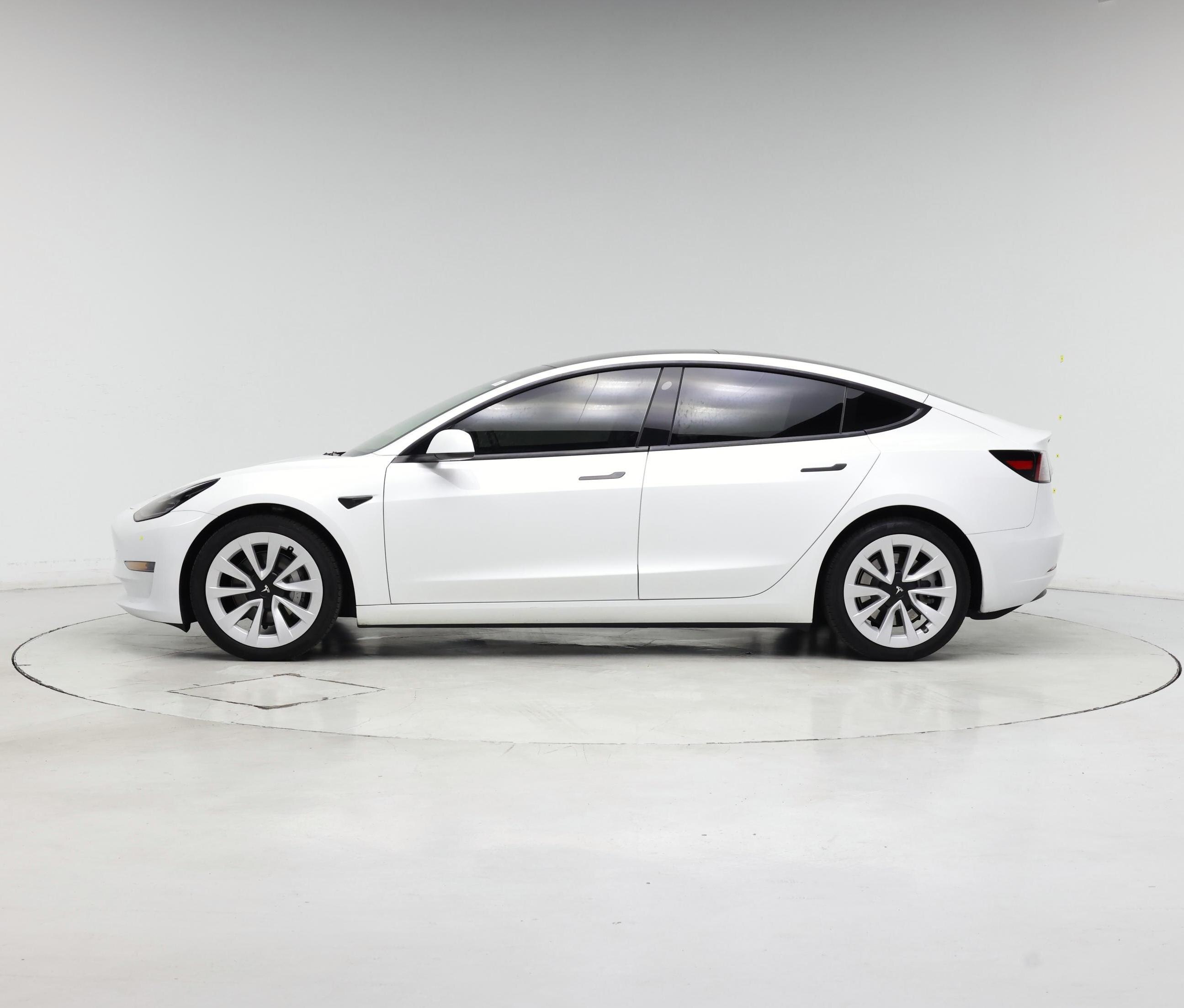 Thumbnail: 2023 Tesla Model 3 - 3