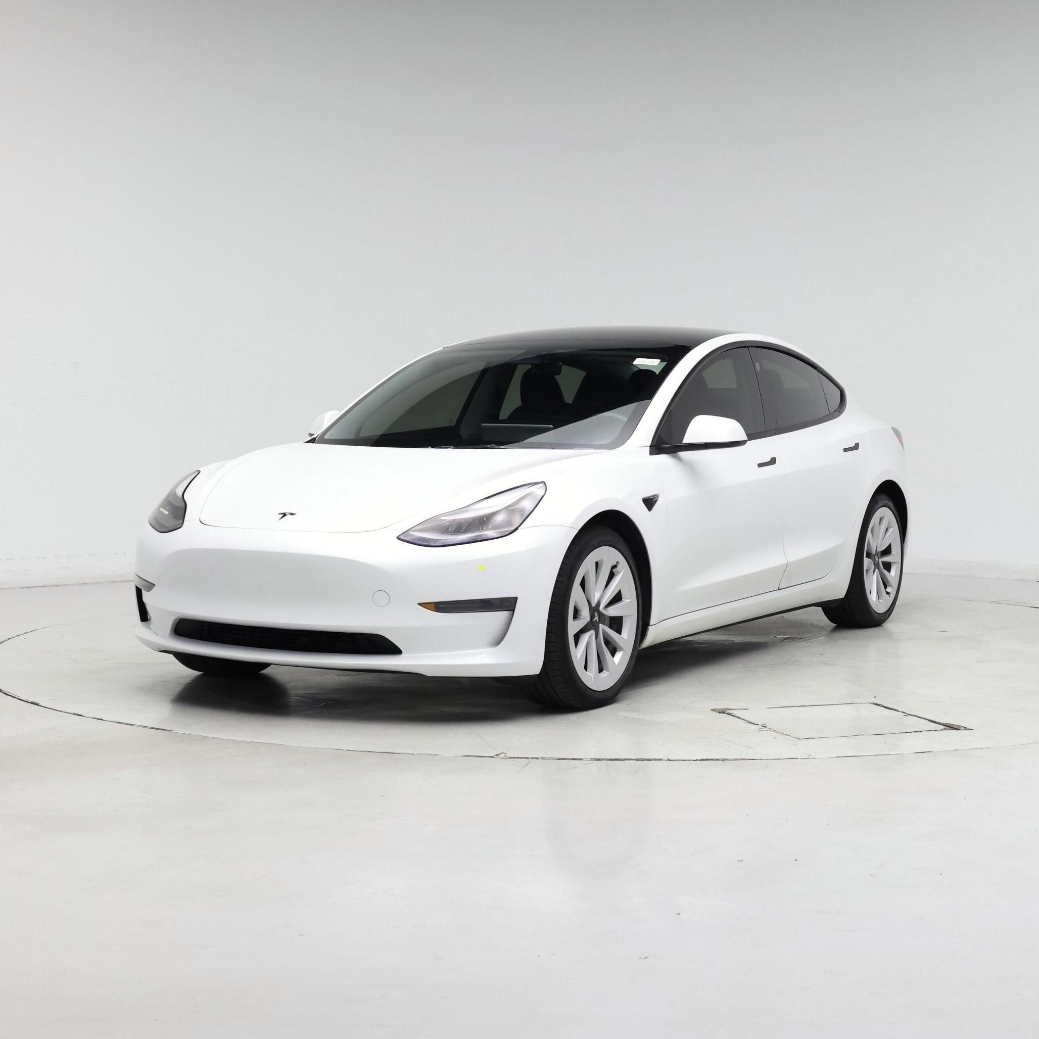 Thumbnail: 2023 Tesla Model 3 - 4