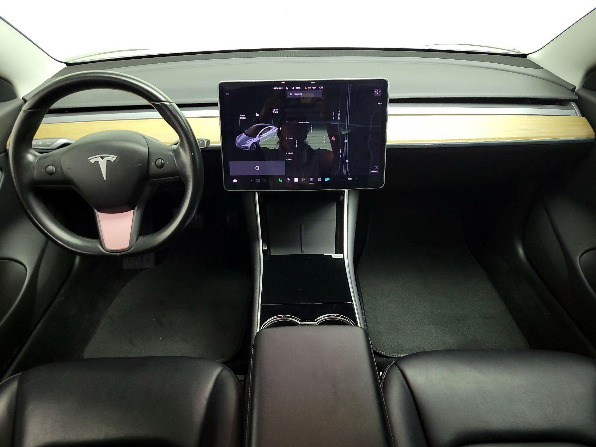 Thumbnail: 2019 Tesla Model 3 - 9