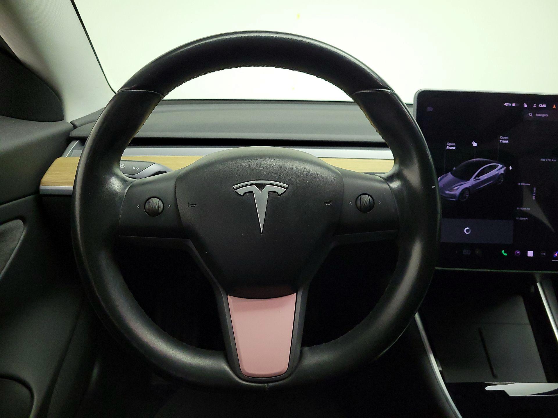 Thumbnail: 2019 Tesla Model 3 - 10