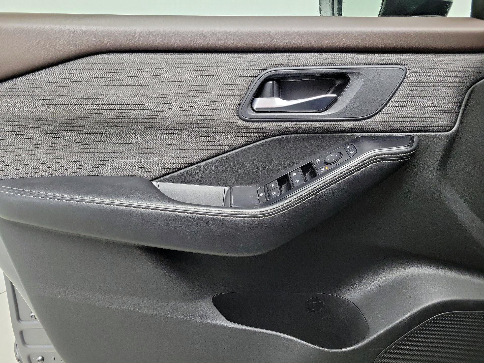 Thumbnail: 2023 Nissan Rogue - 12