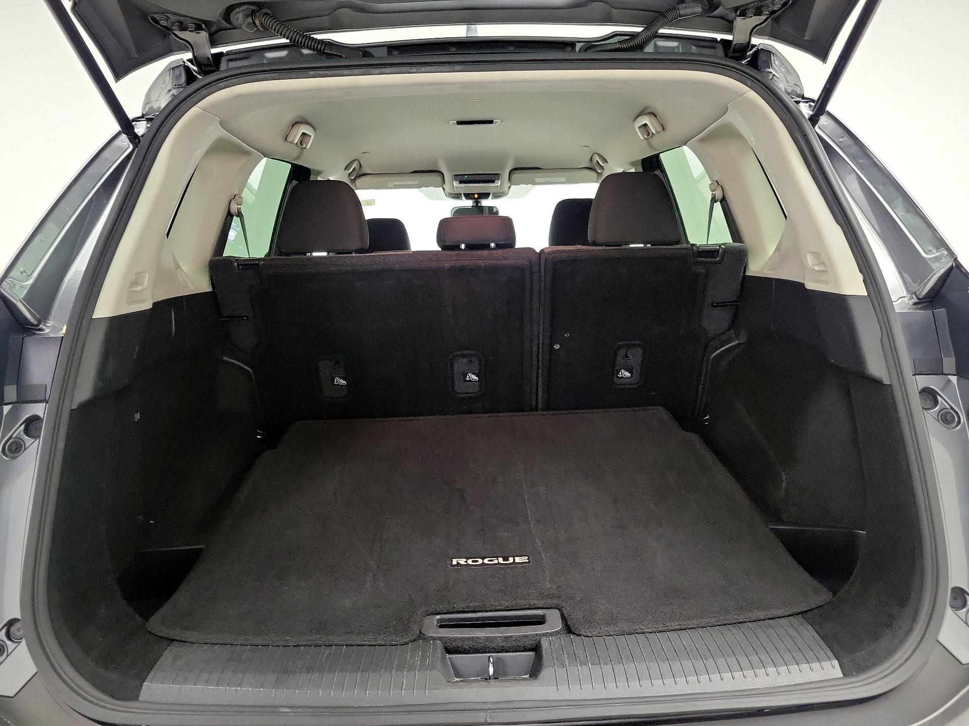 Thumbnail: 2023 Nissan Rogue - 20