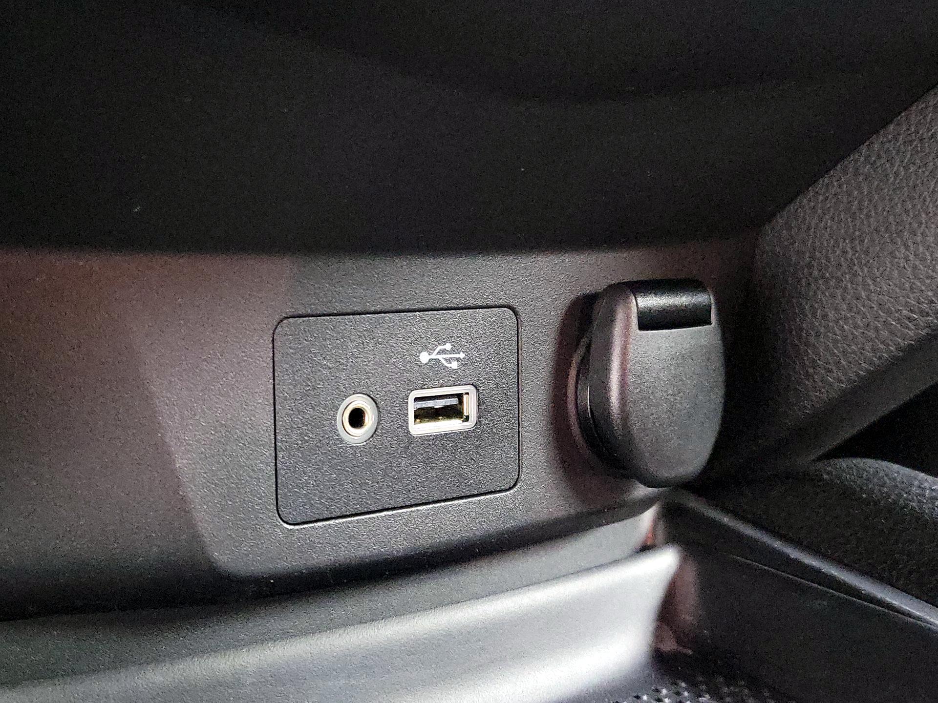 Thumbnail: 2019 Nissan Rogue - 18