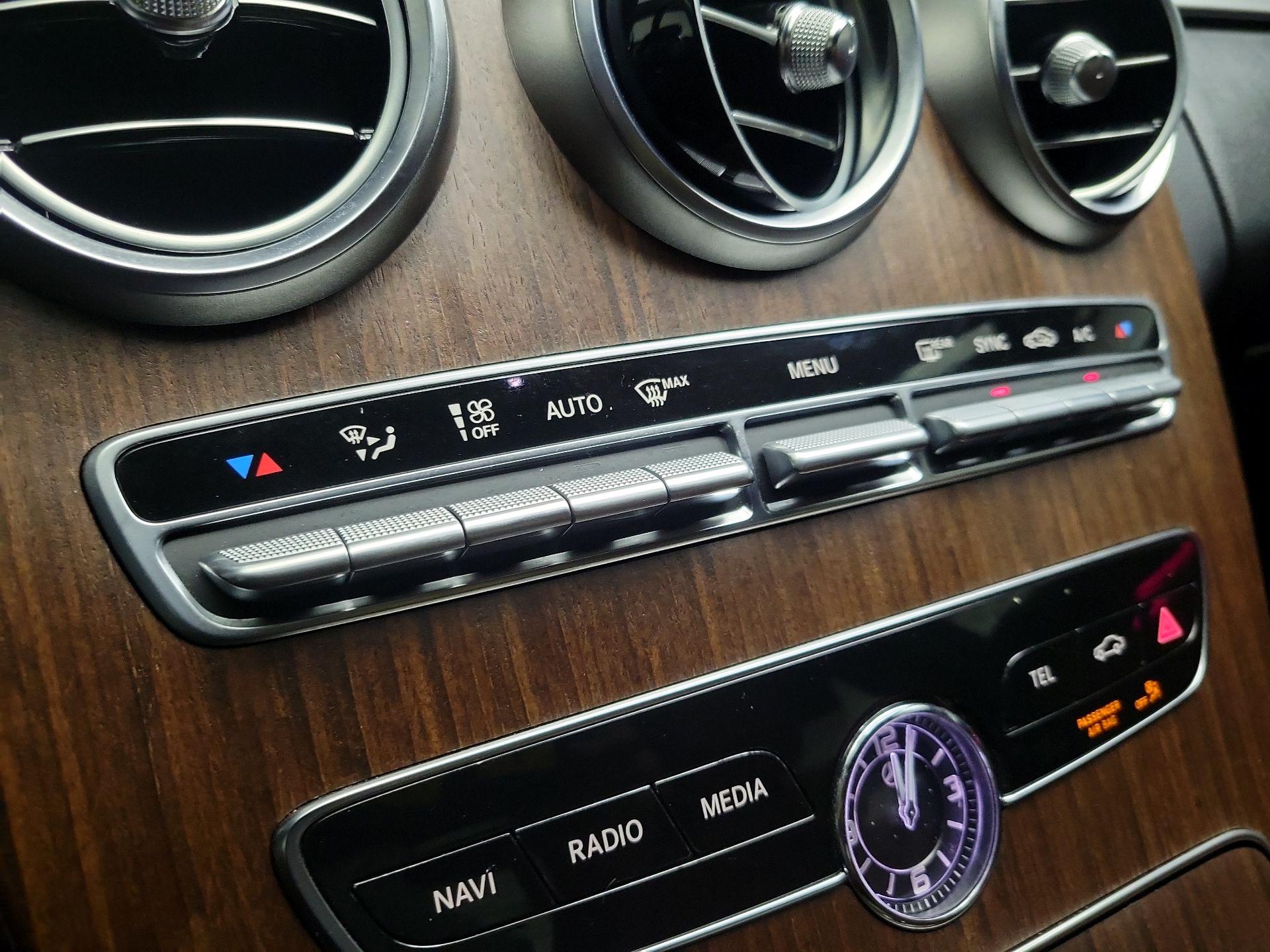 Thumbnail: 2019 Mercedes-Benz C-Class - 16