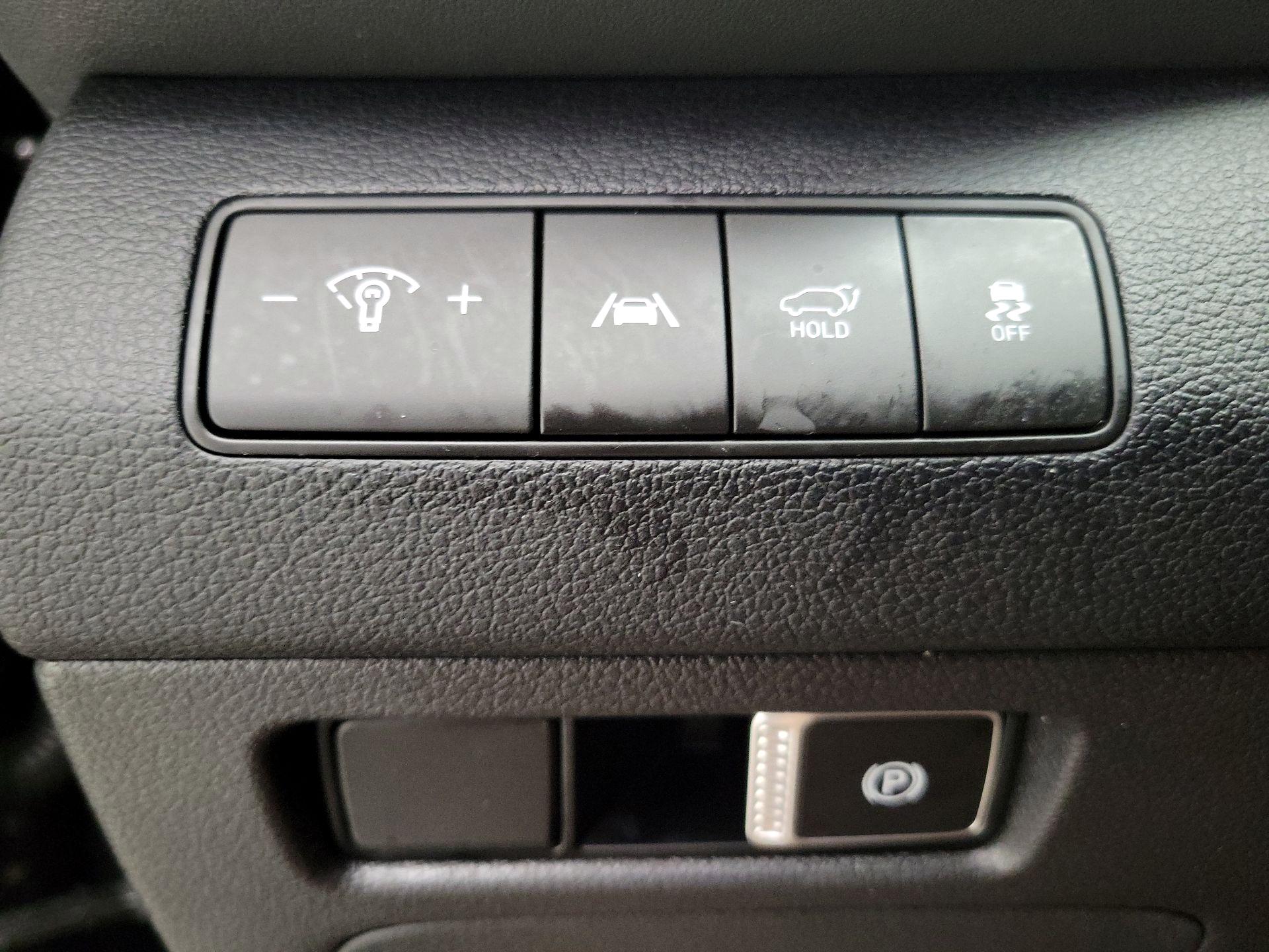 Thumbnail: 2023 Hyundai Santa Fe - 13