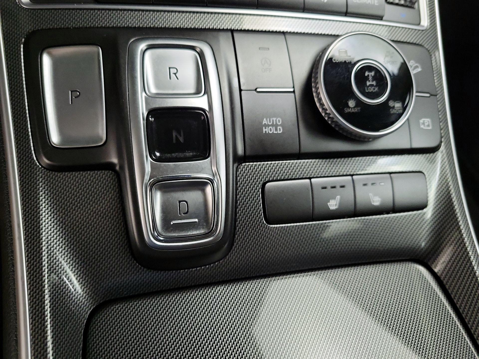 Thumbnail: 2023 Hyundai Santa Fe - 18