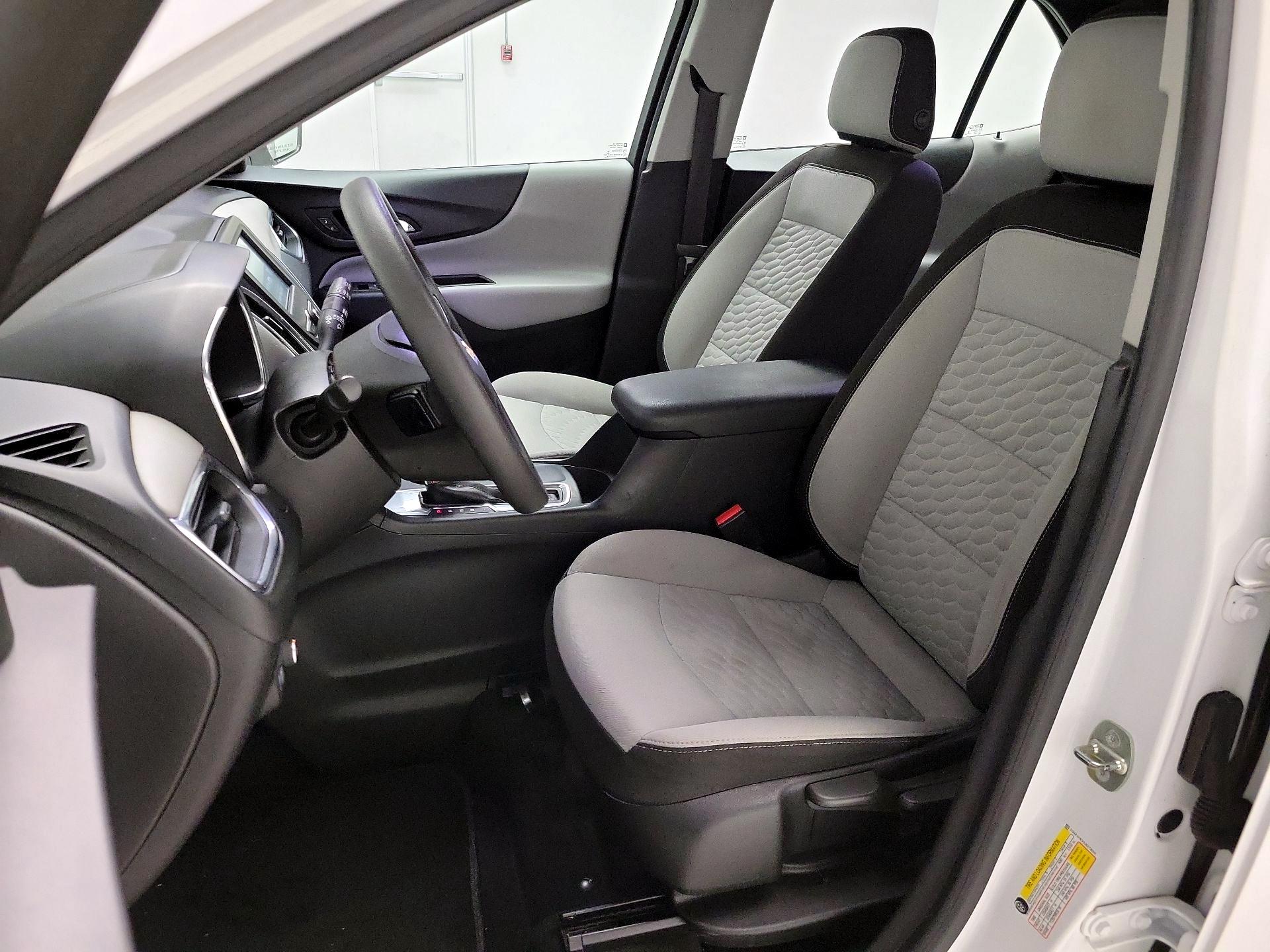 Thumbnail: 2018 Chevrolet Equinox - 11