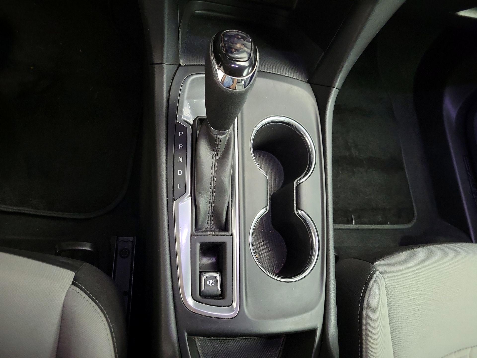 Thumbnail: 2018 Chevrolet Equinox - 18