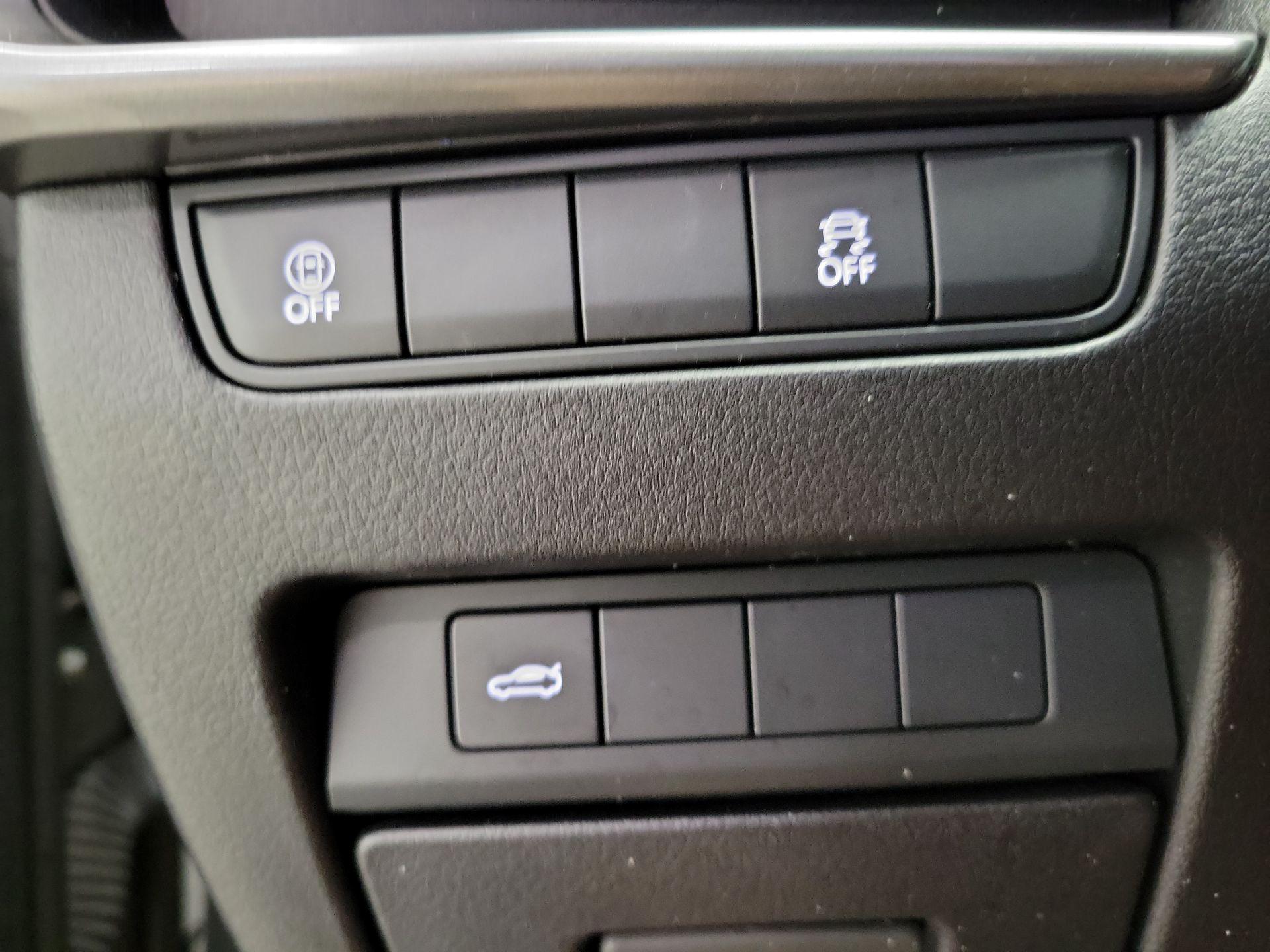 Thumbnail: 2021 Mazda Mazda3 - 13