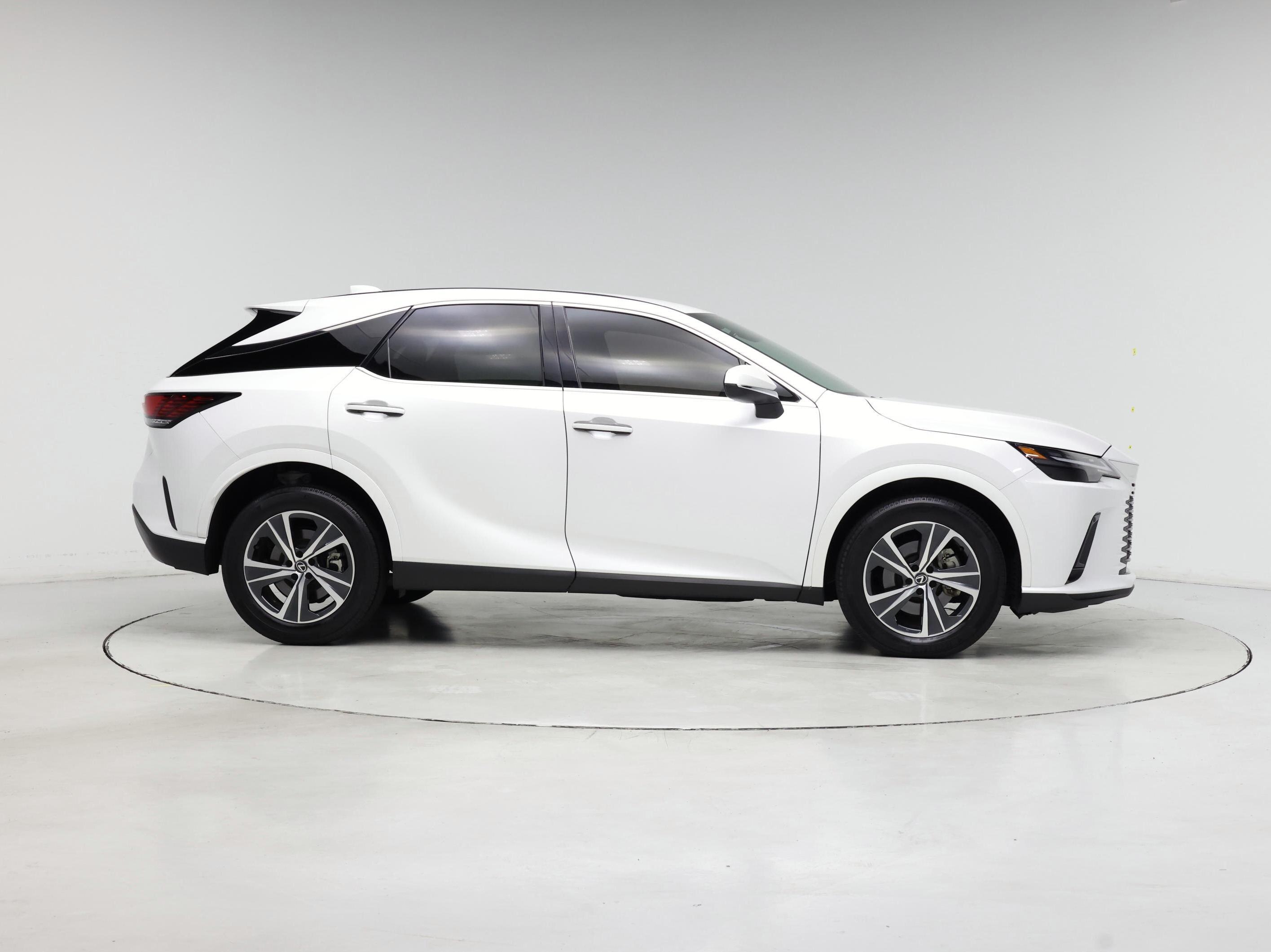 Thumbnail: 2024 Lexus RX - 7