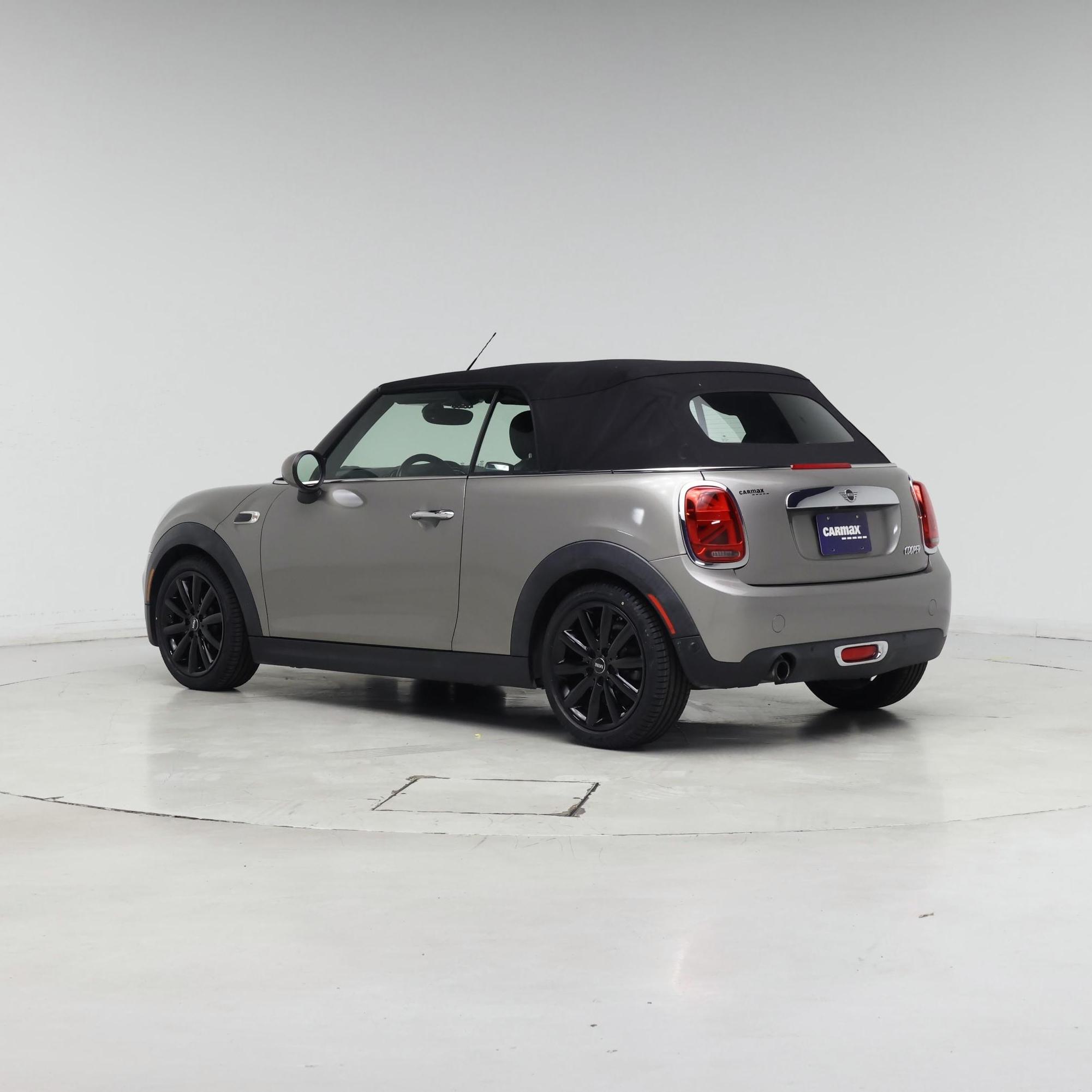 Thumbnail: 2019 MINI Cooper - 2