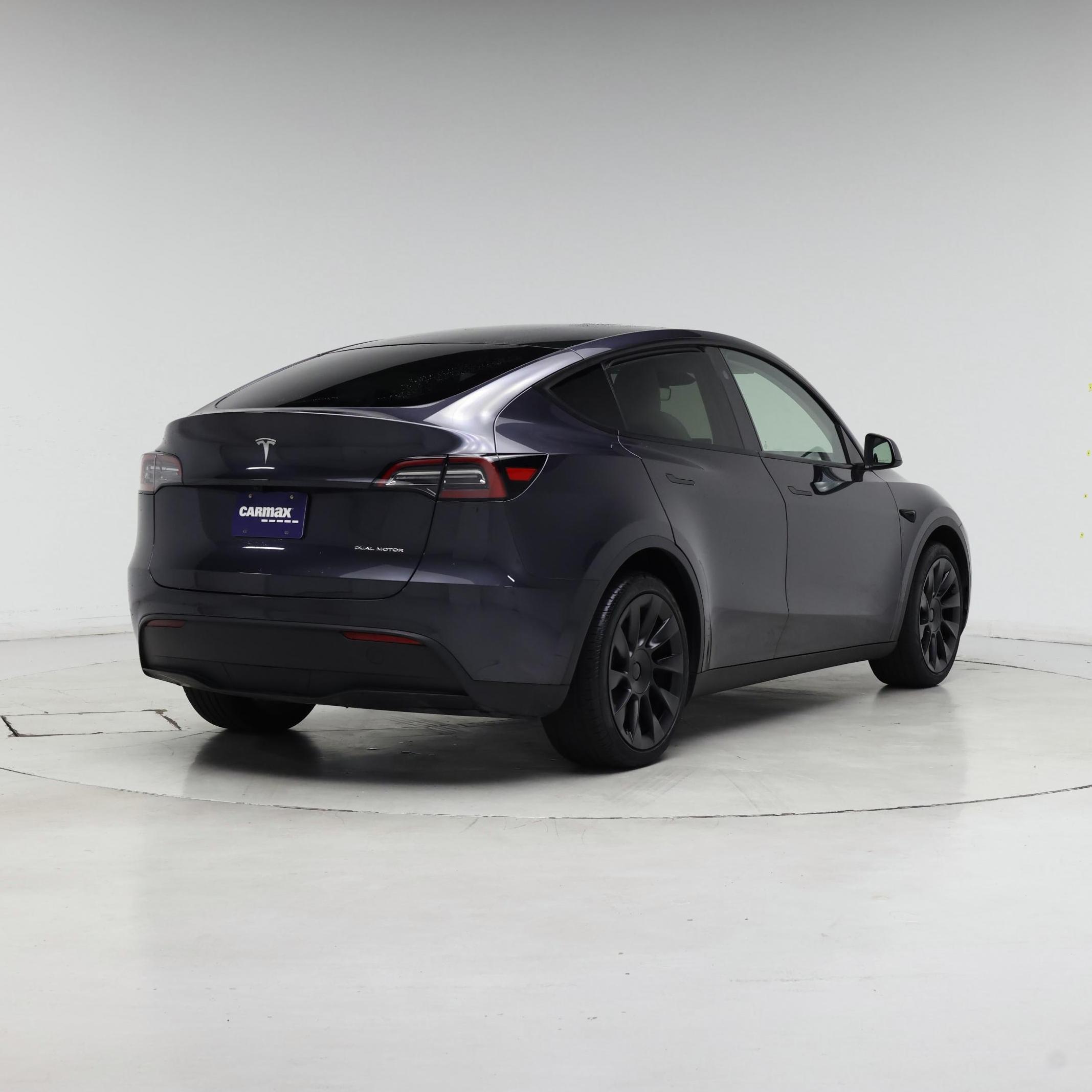 Thumbnail: 2024 Tesla Model Y - 8