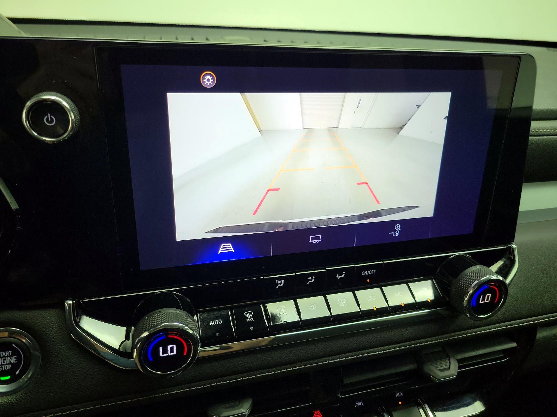 Thumbnail: 2023 Chevrolet Colorado - 16