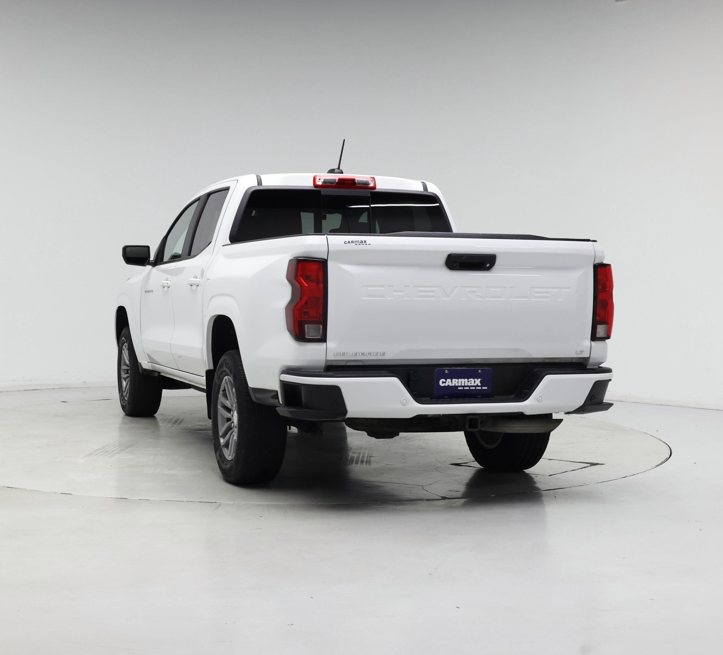 Thumbnail: 2023 Chevrolet Colorado - 6