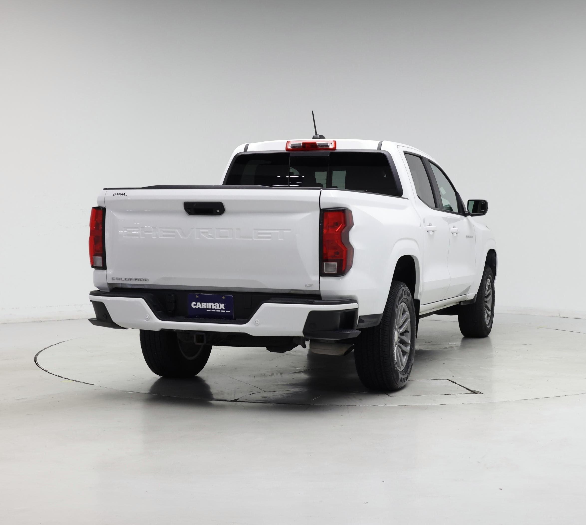 Thumbnail: 2023 Chevrolet Colorado - 8