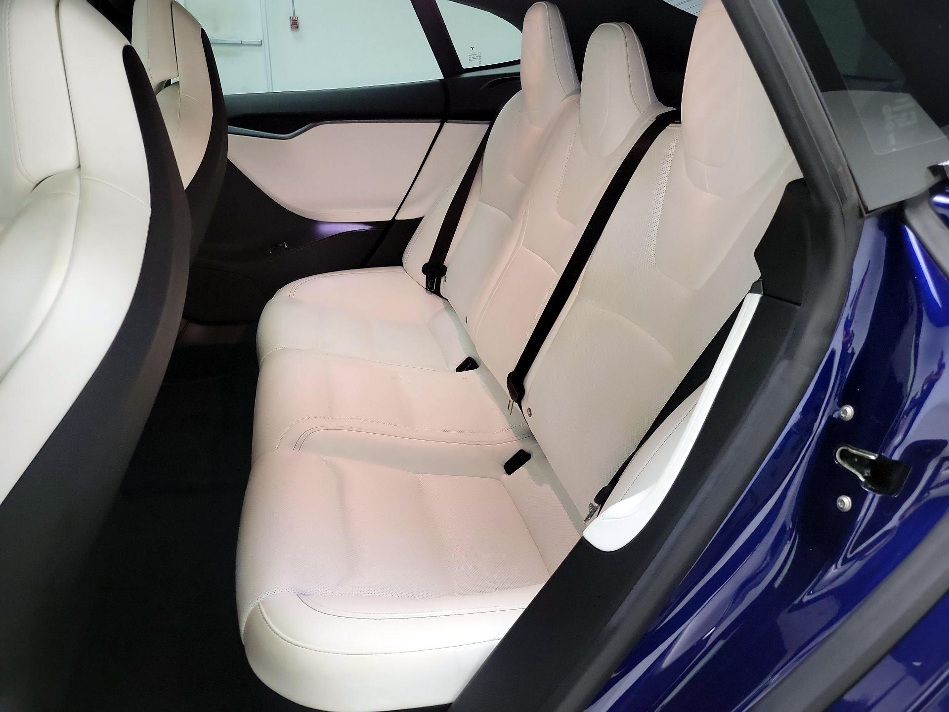 Thumbnail: 2019 Tesla Model S - 19