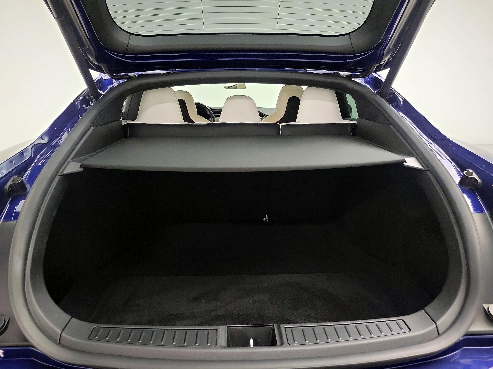 Thumbnail: 2019 Tesla Model S - 20