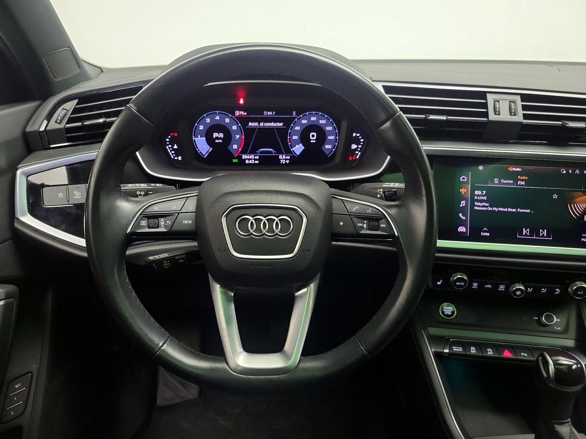 Thumbnail: 2022 Audi Q3 - 10