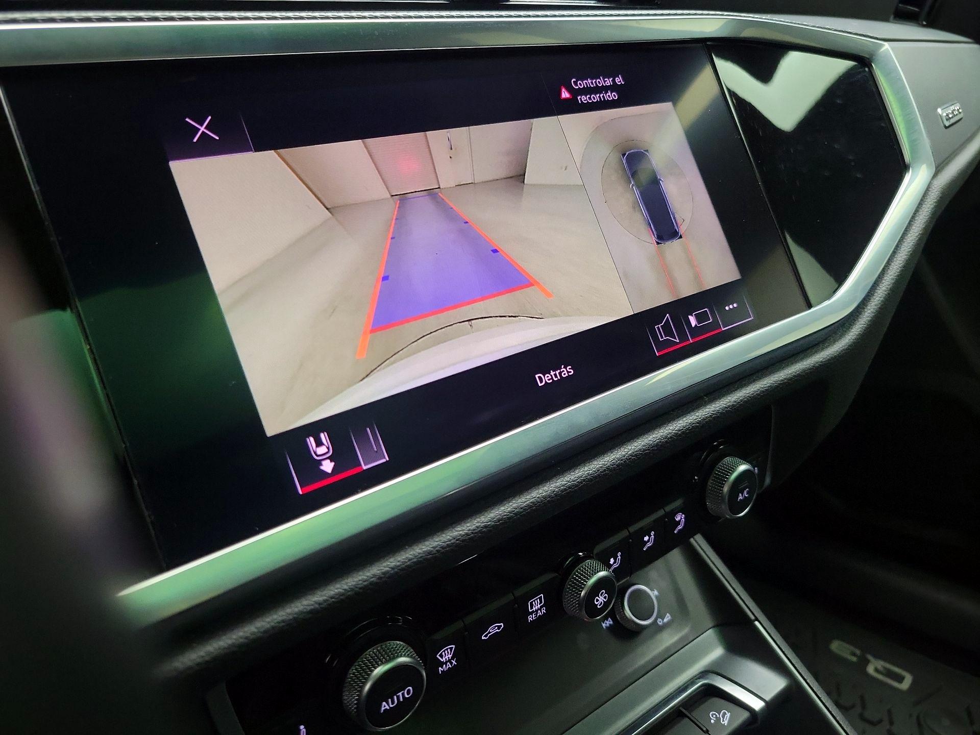 Thumbnail: 2022 Audi Q3 - 14