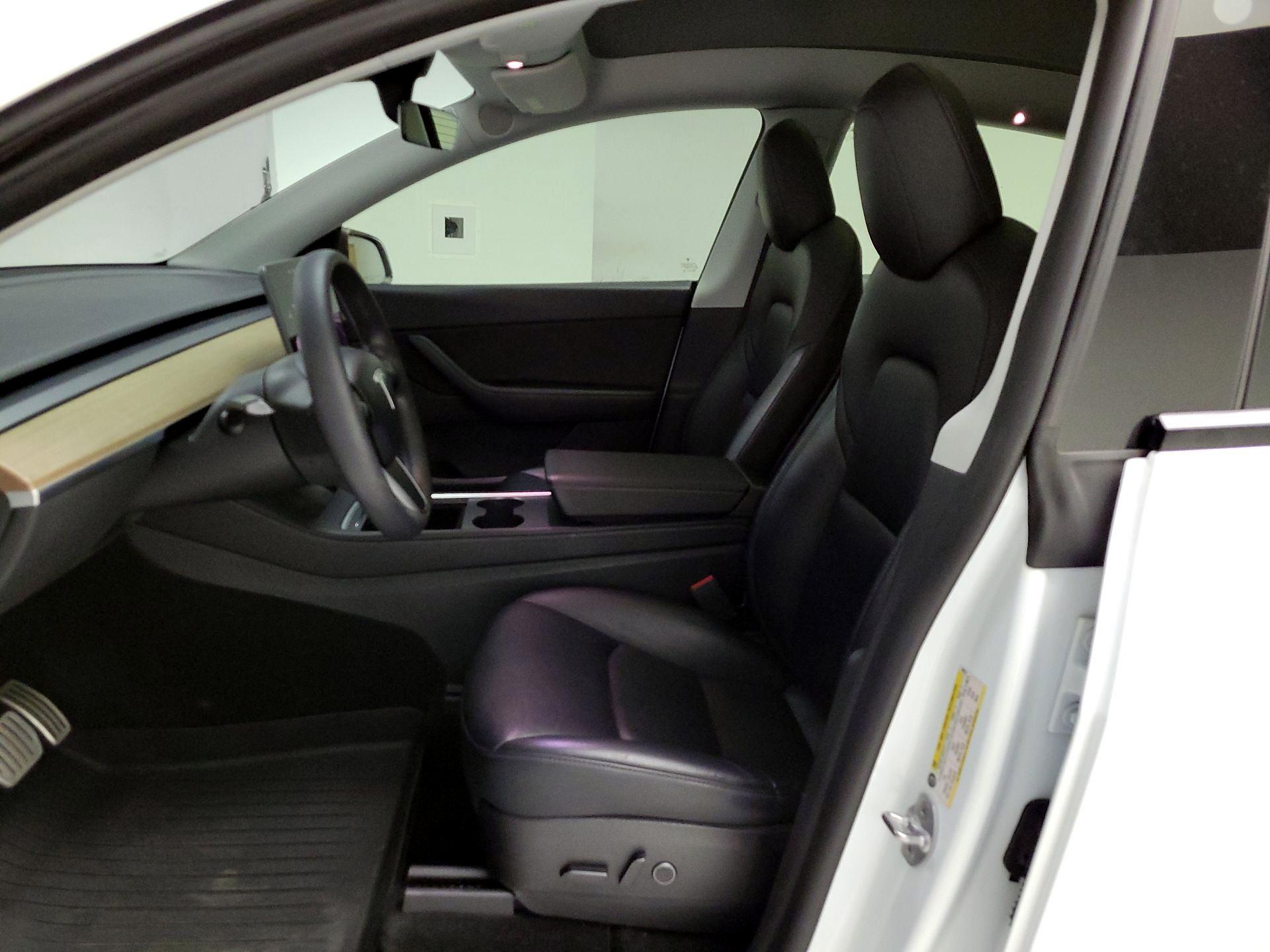 Thumbnail: 2022 Tesla Model Y - 9