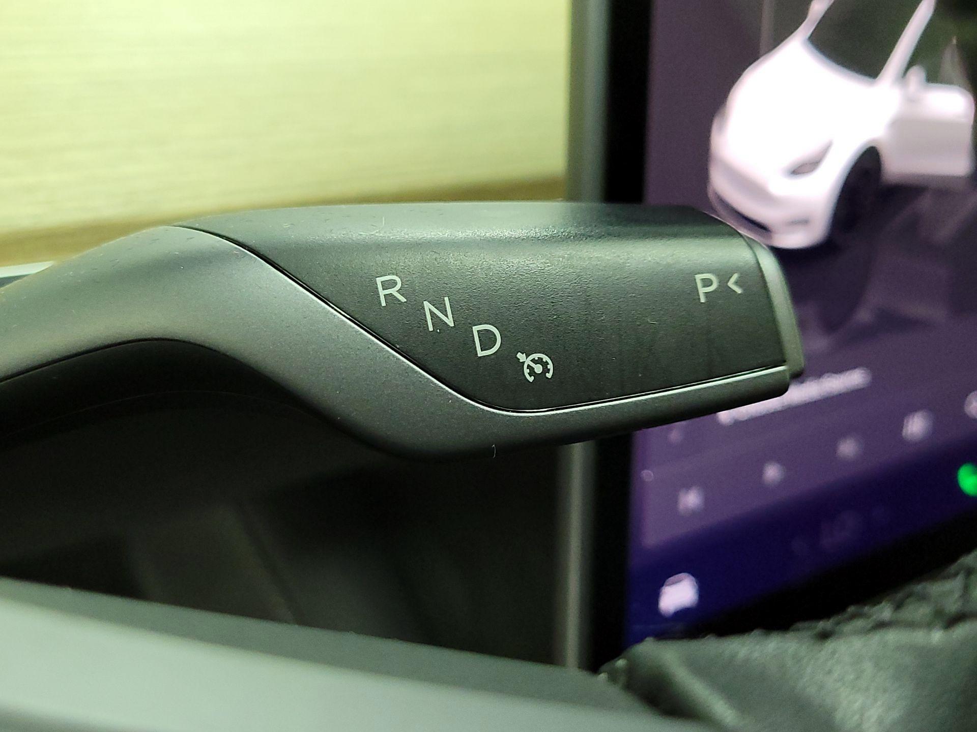 Thumbnail: 2022 Tesla Model Y - 15