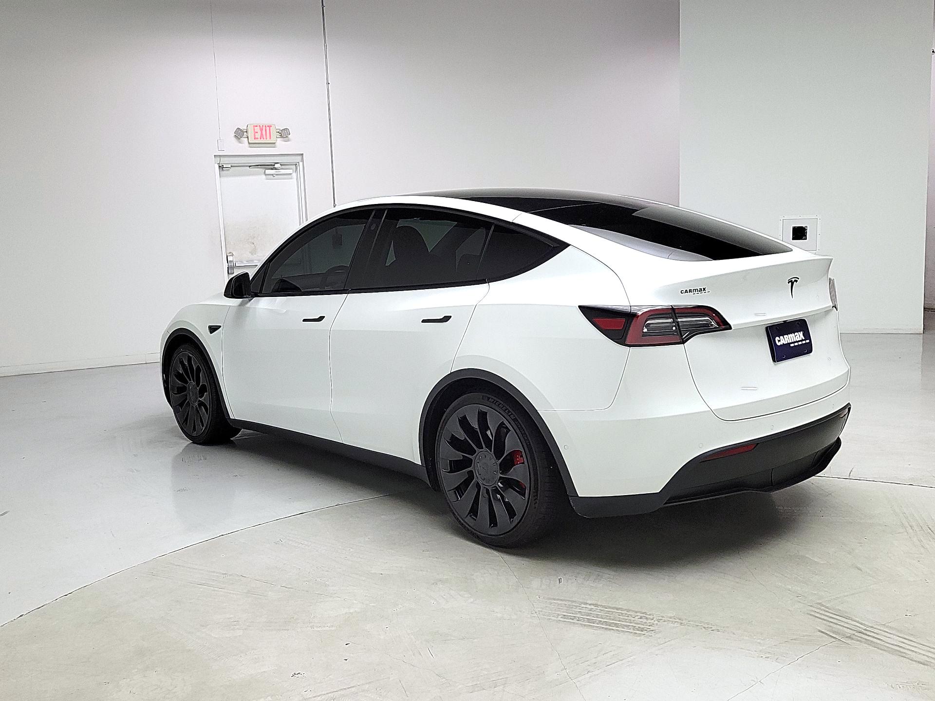 Thumbnail: 2022 Tesla Model Y - 7