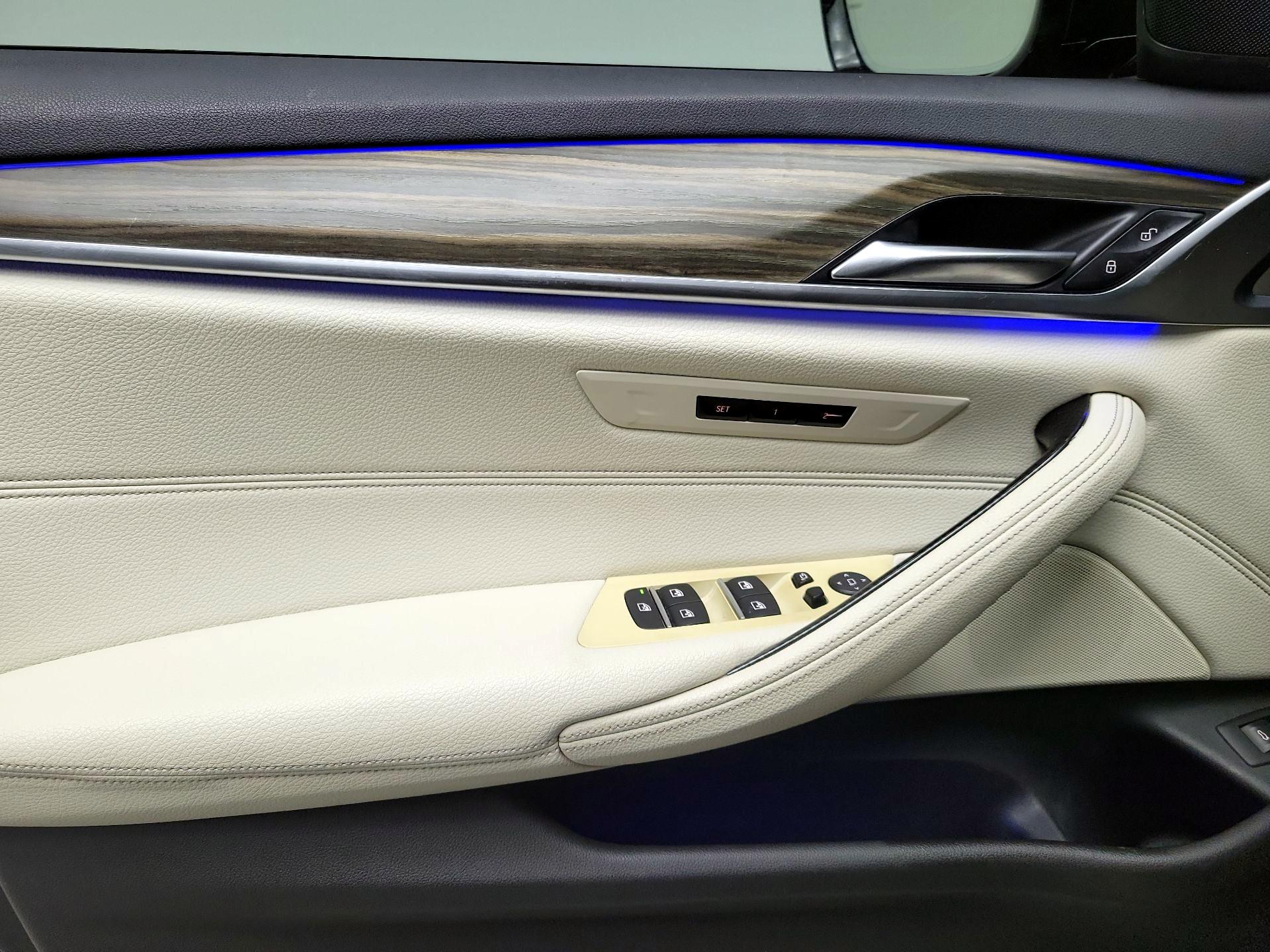 Thumbnail: 2019 BMW 5 Series - 12