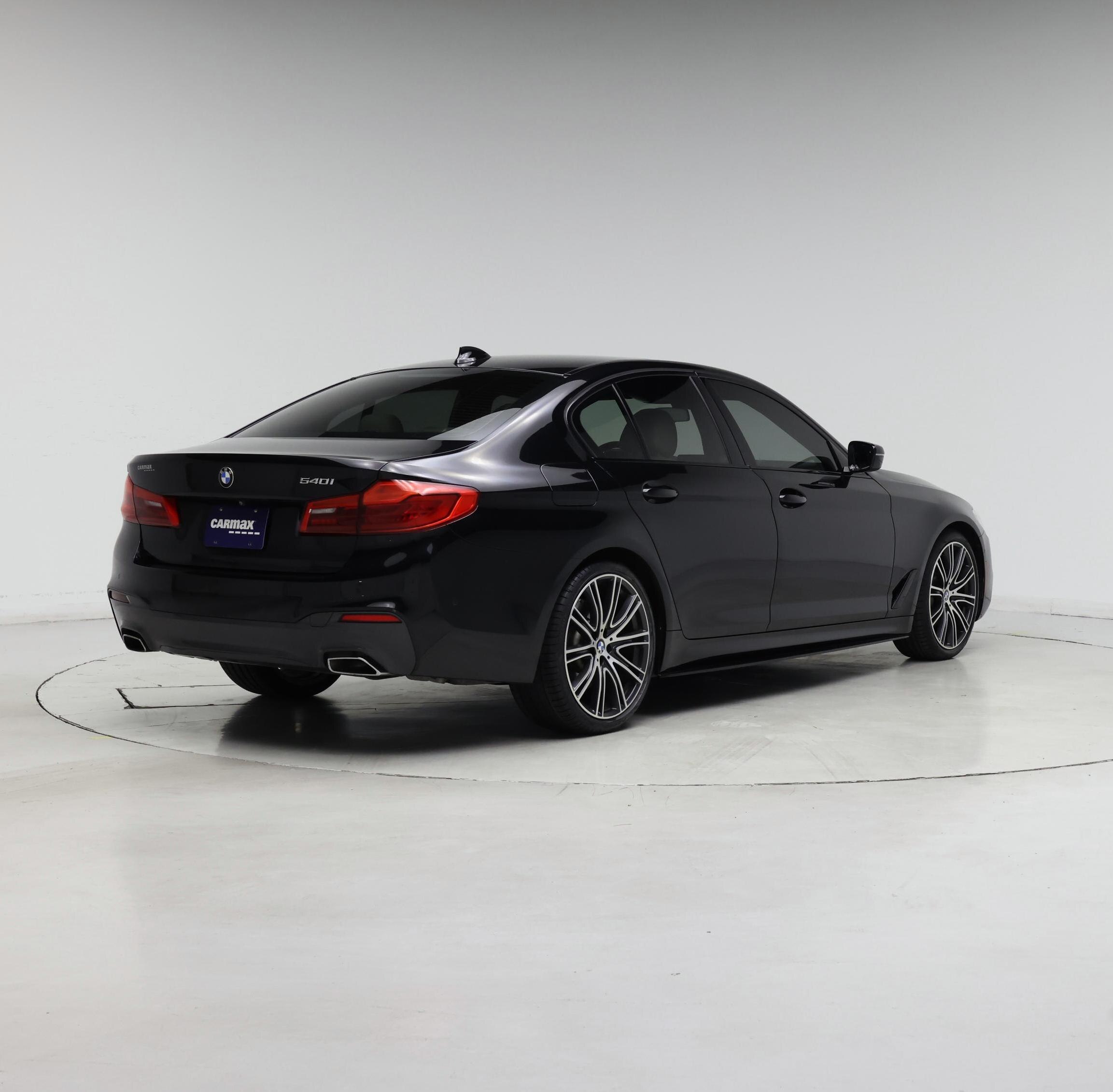 Thumbnail: 2019 BMW 5 Series - 8